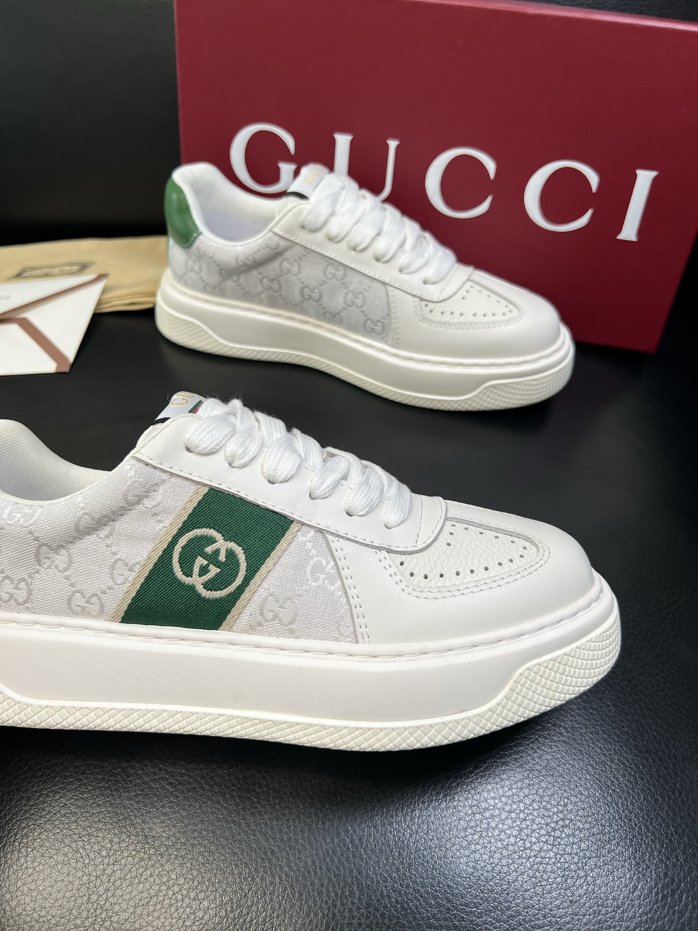 Gucci 高品质 顶级工艺品 古奇 专柜新款原厂配置，意大利进口牛皮搭配印花布面料，进口牛皮内里垫，透