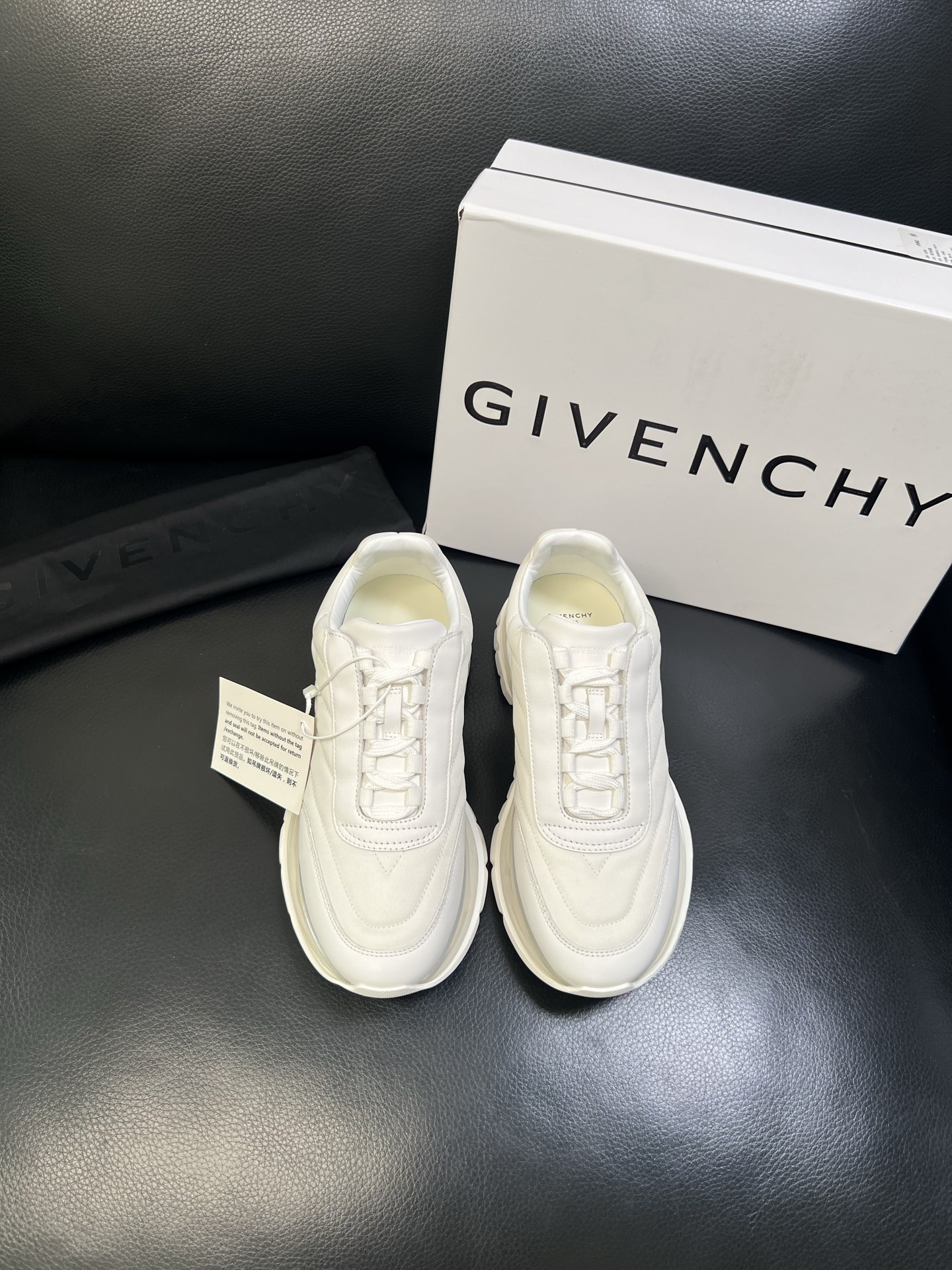 Givenchy 高品质 顶级工艺品 纪梵希 专柜同步原厂配置，意大利进口牛皮搭配网布面料，全鞋配件私模