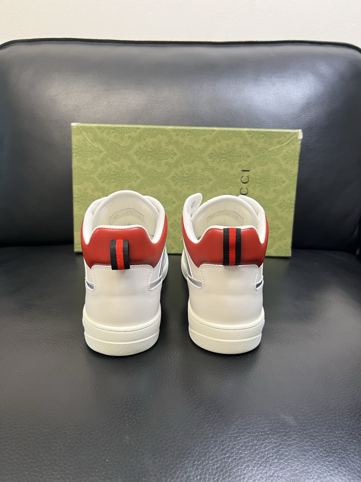 Gucci 高品质 顶级工艺品 古奇 专柜新款原厂配置，意大利进口牛皮搭配印花面料，进口牛皮内里垫，透气