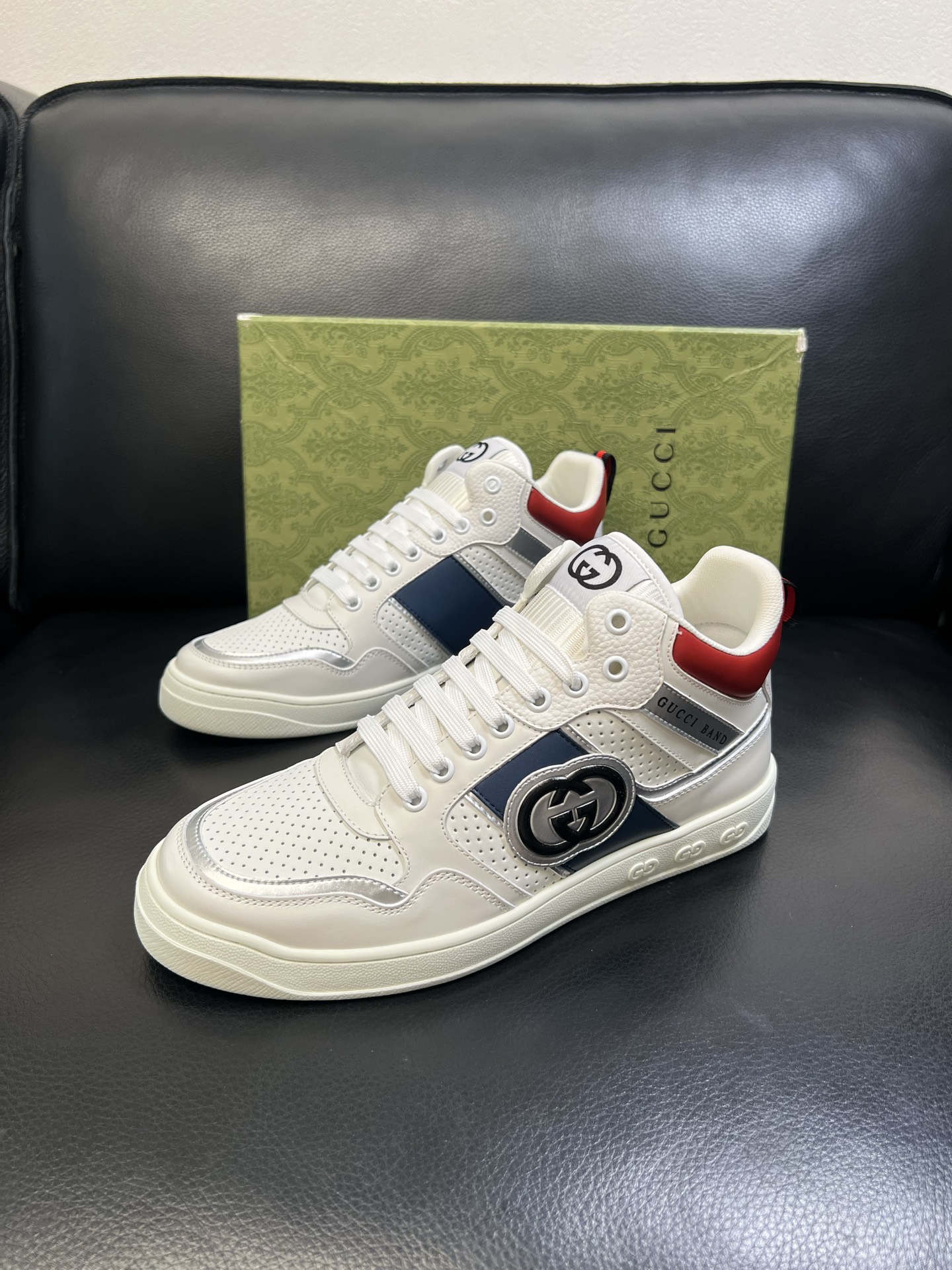 Gucci 高品质 顶级工艺品 古奇 专柜新款原厂配置，意大利进口牛皮搭配印花面料，进口牛皮内里垫，透气