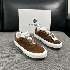Givenchy 高品质 顶级工艺品 纪梵希 专柜同步原厂配置,意大利进口牛皮搭配面料,全鞋配件私模打造,柔软舒适 Givenchy 高品质 顶级工艺品 纪梵希 专柜同步原厂配置,意大利进口牛皮搭配面料,全鞋配件私模打造,柔软舒适
