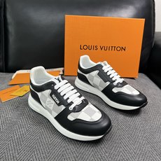 Lv 高品质 顶级工艺品 路易威登 运动板鞋专柜同步原厂配置,鞋面意大利进口,高品质拼接缤纷色彩复杂工艺品,进口牛 Lv 高品质 顶级工艺品 路易威登 运动板鞋专柜同步原厂配置,鞋面意大利进口,高品质拼接缤纷色彩复杂工艺品,进口牛