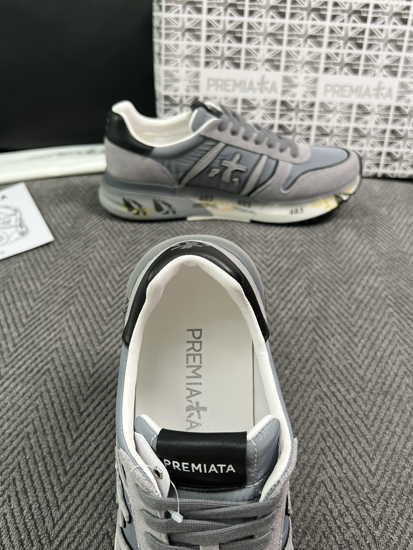 PRMAMITA 高品质  顶级工艺品  普拉米亚达 男士运动鞋专柜同步，鞋面意大利原版进口牛皮搭配网布面料，进口柔软牛