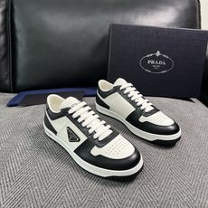 Prada 高品质 顶级工艺品,普拉达 专柜同步,原厂配置意大利进口牛皮面料,进口牛皮内里垫,透气舒适,鞋底:原厂特 Prada 高品质 顶级工艺品,普拉达 专柜同步,原厂配置意大利进口牛皮面料,进口牛皮内里垫,透气舒适,鞋底:原厂特