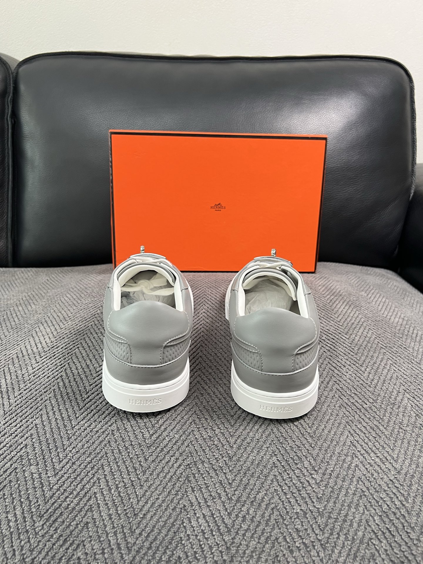 Hermes  高品质  顶级工艺品  爱马仕 专柜同步发售原厂配置，意大利进口原版牛皮面料，高品质拼接工艺，全进口水染