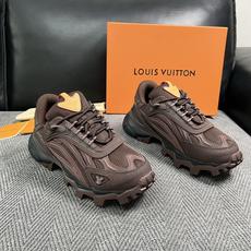 Lv 高品质 顶级工艺品 路易威登,运动板鞋专柜同步,鞋面意大利进口,高品质拼接缤纷色彩复杂工艺品,进口牛皮里垫柔 Lv 高品质 顶级工艺品 路易威登,运动板鞋专柜同步,鞋面意大利进口,高品质拼接缤纷色彩复杂工艺品,进口牛皮里垫柔