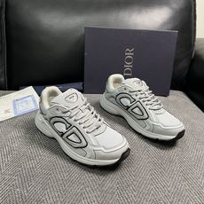 Dior 高品质 顶级工艺品 迪奥 专柜同步 原厂配置,意大利进口原版牛皮面料,透气舒适进口水染牛里垫,鞋底:原厂 Dior 高品质 顶级工艺品 迪奥 专柜同步 原厂配置,意大利进口原版牛皮面料,透气舒适进口水染牛里垫,鞋底:原厂