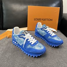 Lv 高品质 顶级工艺品 路易威登,运动板鞋专柜同步,鞋面意大利进口,高品质拼接缤纷色彩复杂工艺品,进口牛里垫柔软 Lv 高品质 顶级工艺品 路易威登,运动板鞋专柜同步,鞋面意大利进口,高品质拼接缤纷色彩复杂工艺品,进口牛里垫柔软