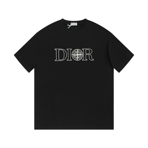 Dior 2025SS Printed Logo Short Sleeve T-Shirt Unisex Cotton Top 1 Dior 2025SS Printed Logo Short Sleeve T-Shirt Unisex Cotton Top