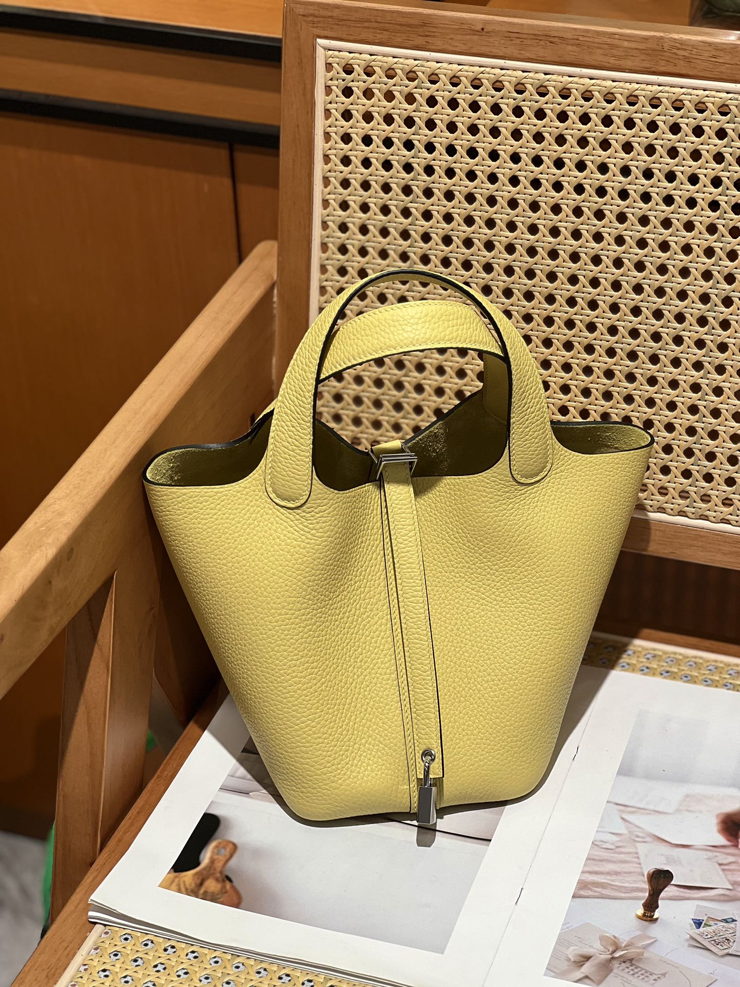 NO:811720,Vegetable basket 18 upgraded version TC leather, chicken gold and silver buckle, all steel hardware, wax thread production, Hermes, hermes, gold, Hermes,19860909菜篮子18升级版 TC皮 小鸡黄金银扣 全钢五金 蜡线制作,爱马仕,hermes,gold,Hermes,,Bag