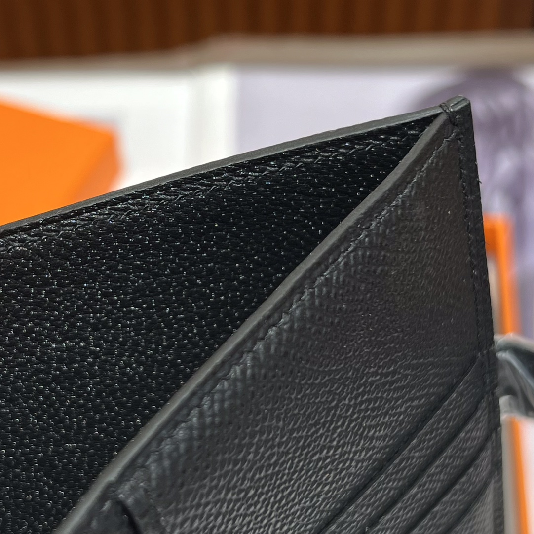 Hermès Béarn Compact Wallet Black Épée Leather with Silver Hardware 6 i1739941726 3698 3