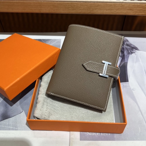 Hermes Bearn Compact Wallet,Epsom Calfskin Leather,Etoupe Color,Silver Hardware 1 Hermes Bearn Compact Wallet,Epsom Calfskin Leather,Etoupe Color,Silver Hardware
