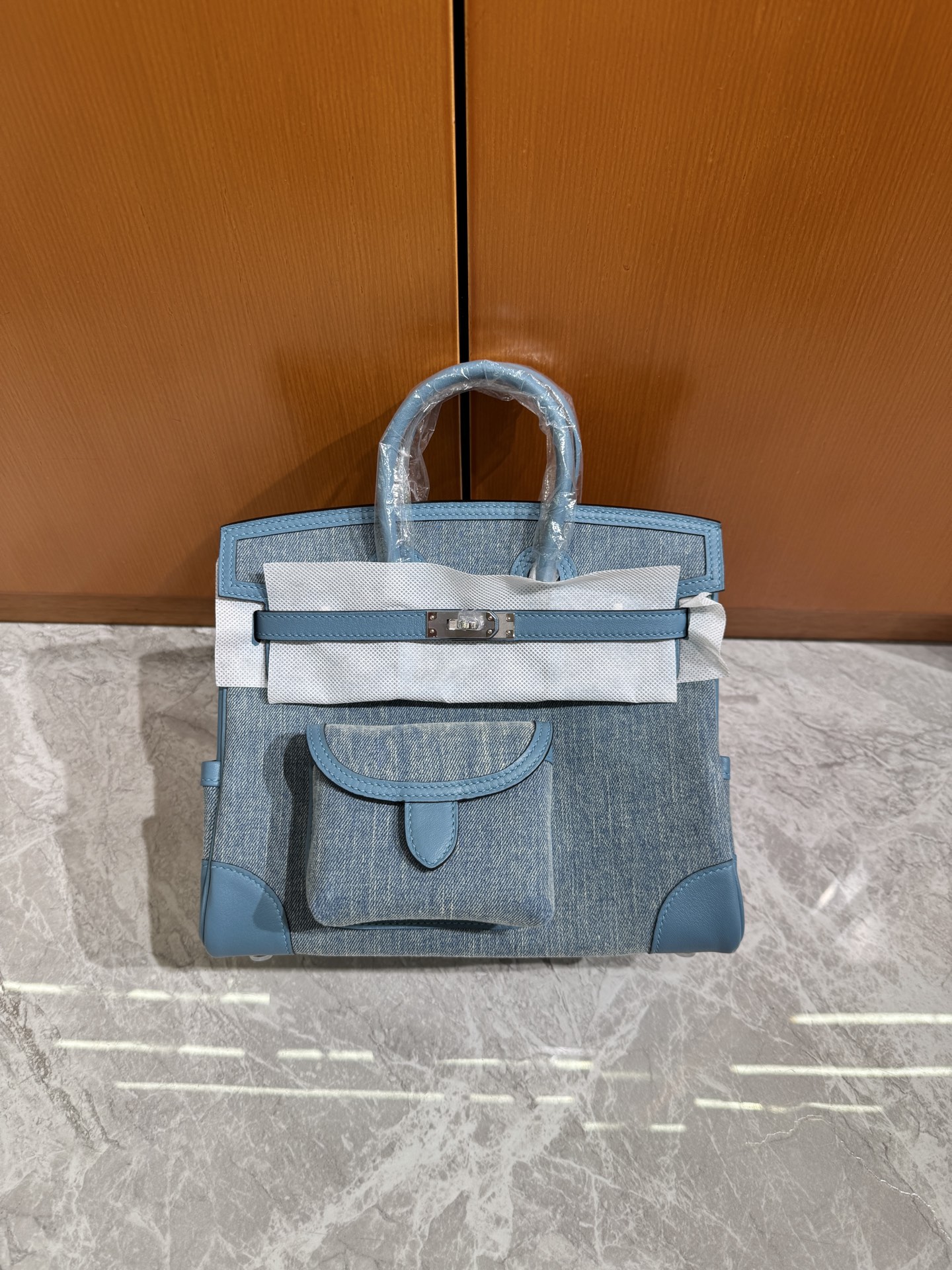 🐎新品
Birkin Cargo 帆布铂金包 25cm 原厂进口Swift皮拼帆布【多色可选】银扣 通勤休闲包 男女通用款
限量版 专柜同步 全手工蜜蜡线缝制 纯钢五金 现货