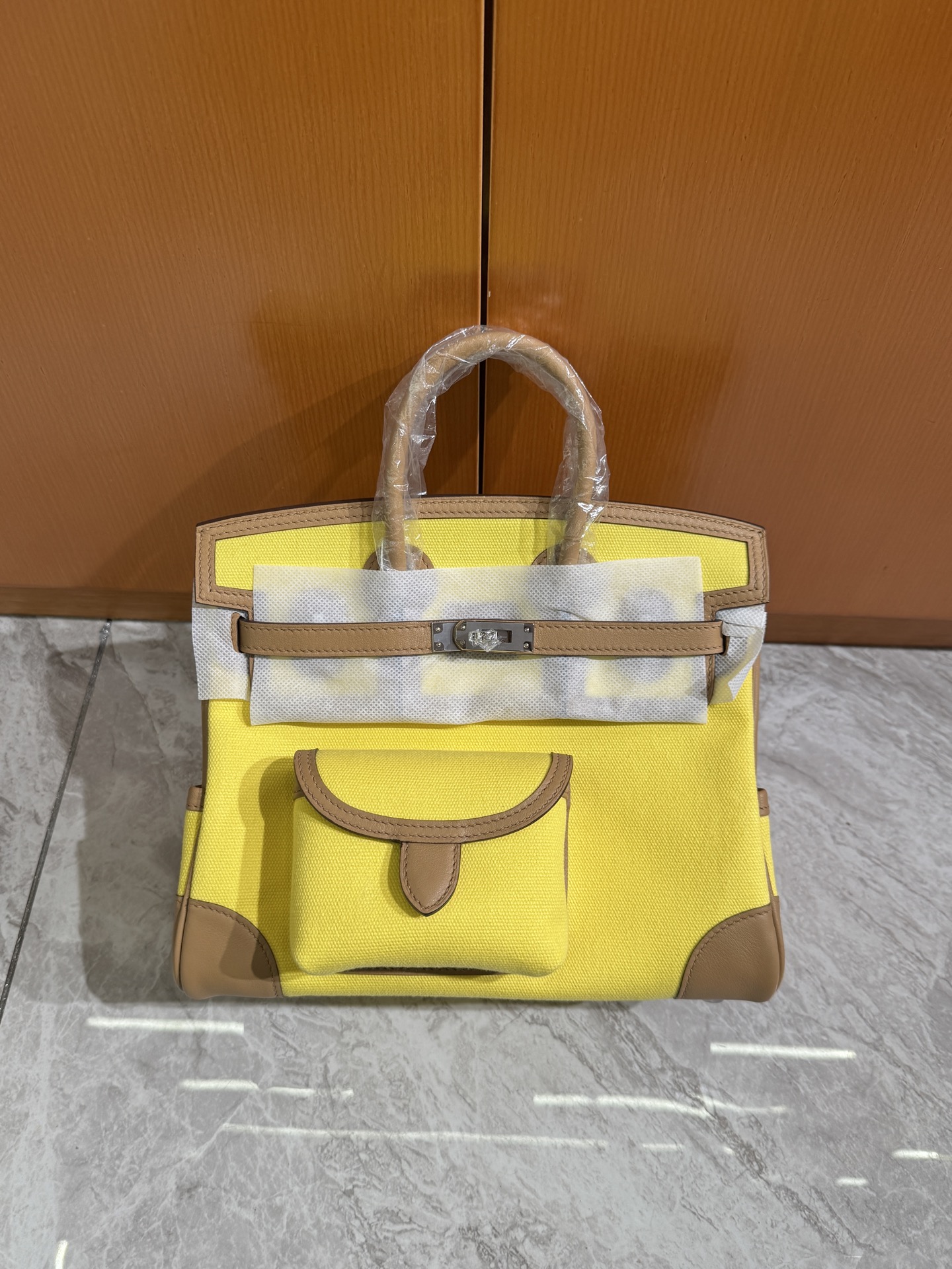 🐎新品
Birkin Cargo 帆布铂金包 25cm 原厂进口Swift皮拼帆布【多色可选】银扣 通勤休闲包 男女通用款
限量版 专柜同步 全手工蜜蜡线缝制 纯钢五金 现货