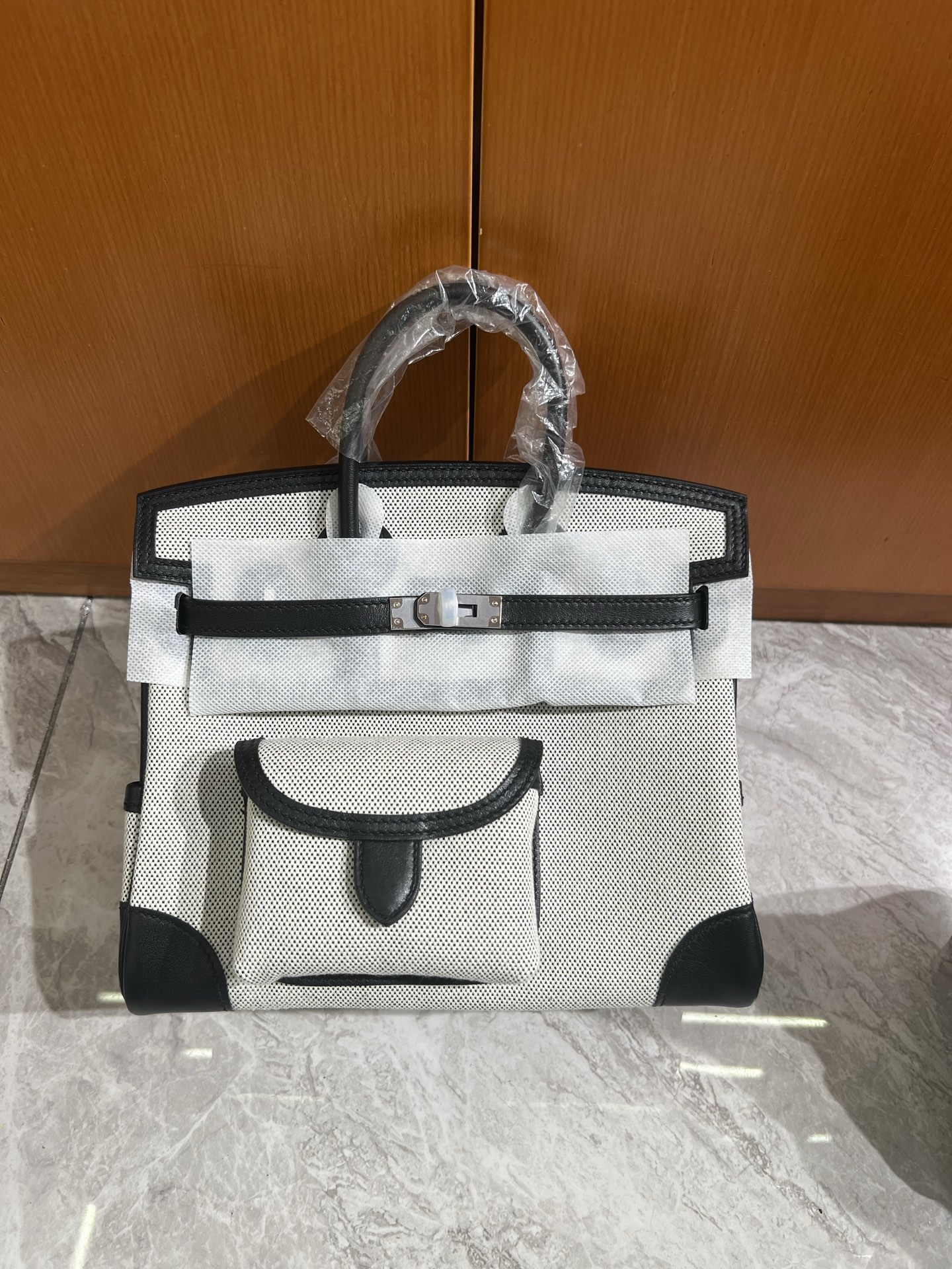 🐎新品
Birkin Cargo 帆布铂金包 25cm 原厂进口Swift皮拼帆布【多色可选】银扣 通勤休闲包 男女通用款
限量版 专柜同步 全手工蜜蜡线缝制 纯钢五金 现货