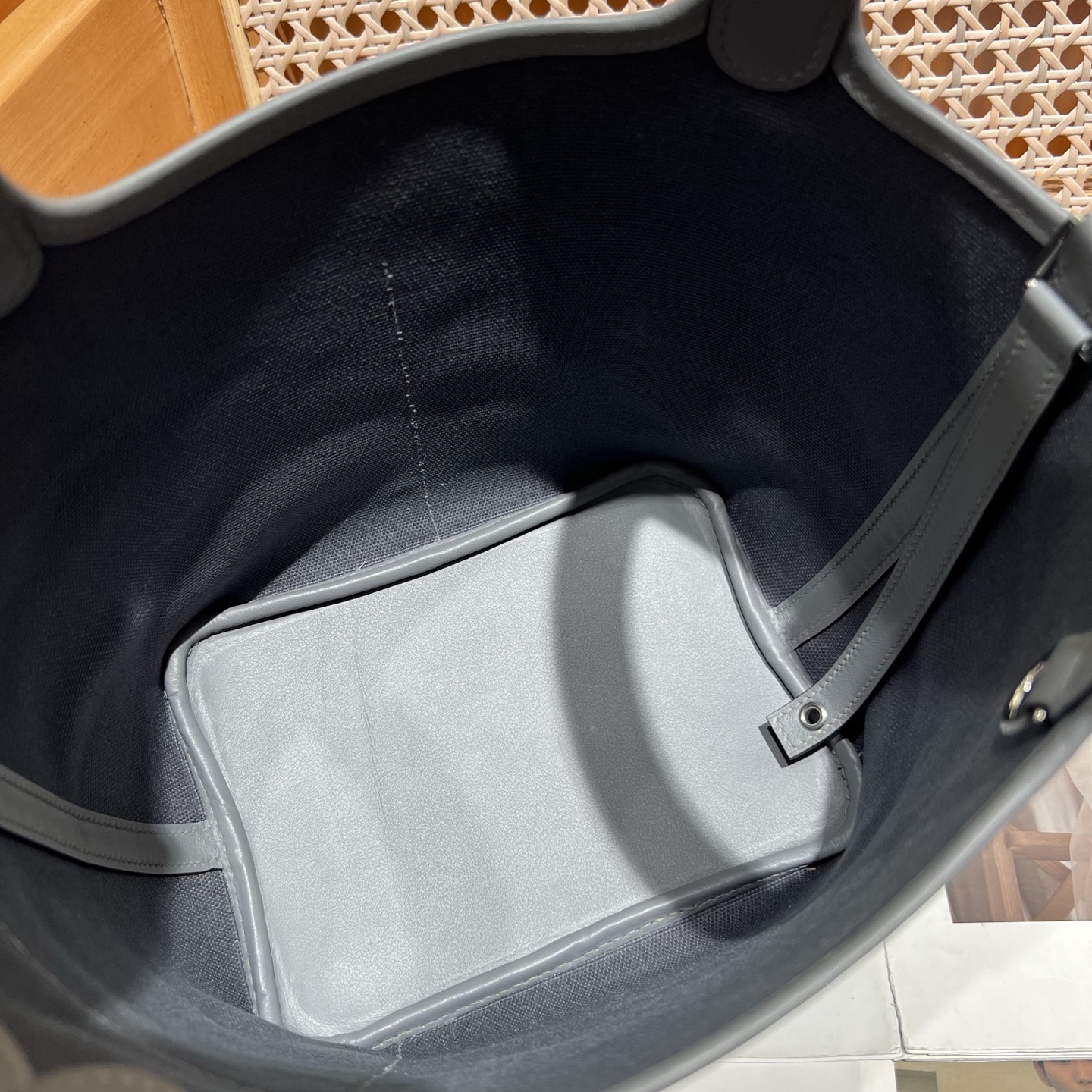 Cargo菜篮子 18cm
石板灰 Swift皮拼帆布