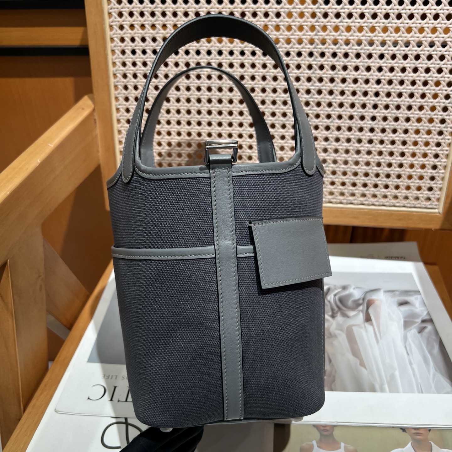 Cargo菜篮子 18cm
石板灰 Swift皮拼帆布