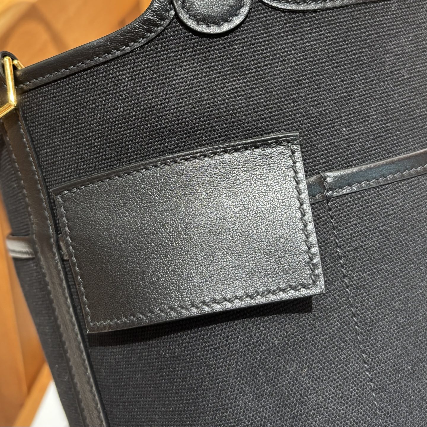 Cargo菜篮子 18cm
黑色 Swift皮拼帆布