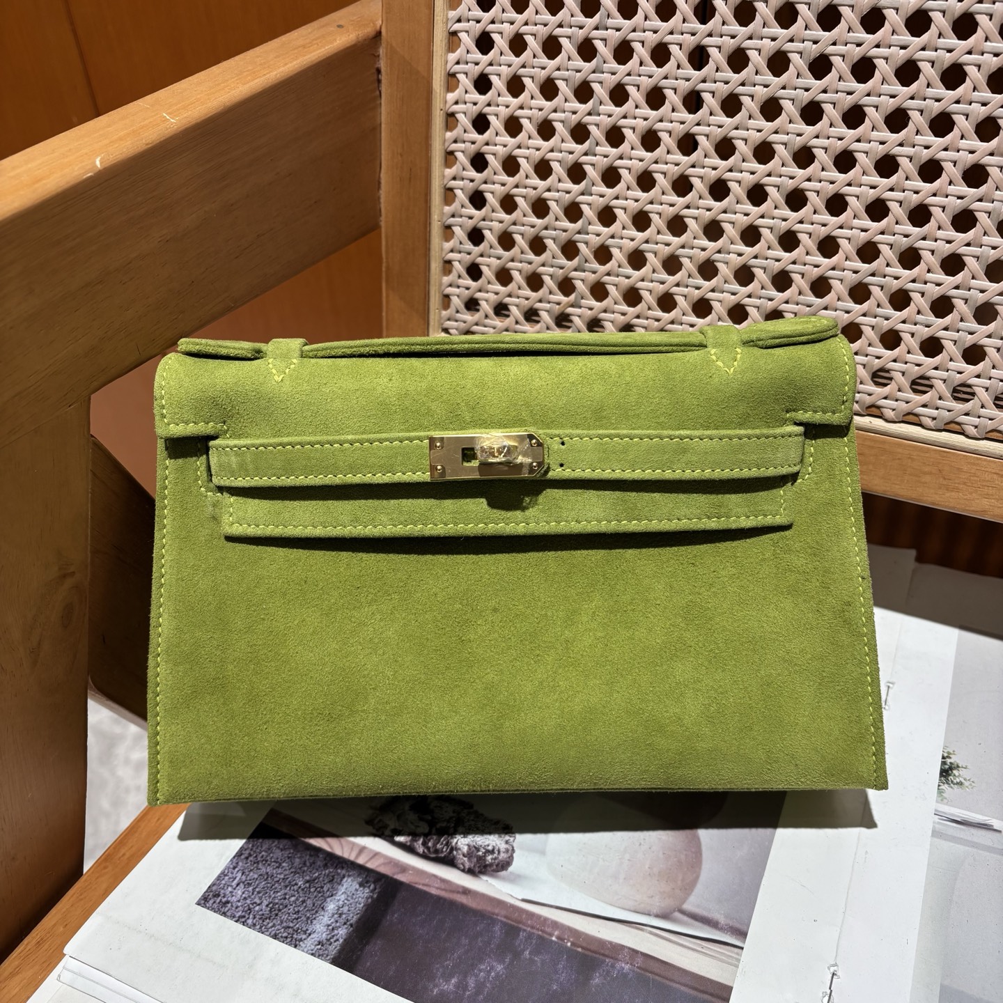 NO:697893,Mini Kelly Kelly generation autumn and winter suede apple green, Hermes, hermes, chamois leather, Hermes,19860909Mini Kelly 凯莉一代 秋冬麂皮 苹果绿,爱马仕,hermes,chamois leather,Hermes,,Bag