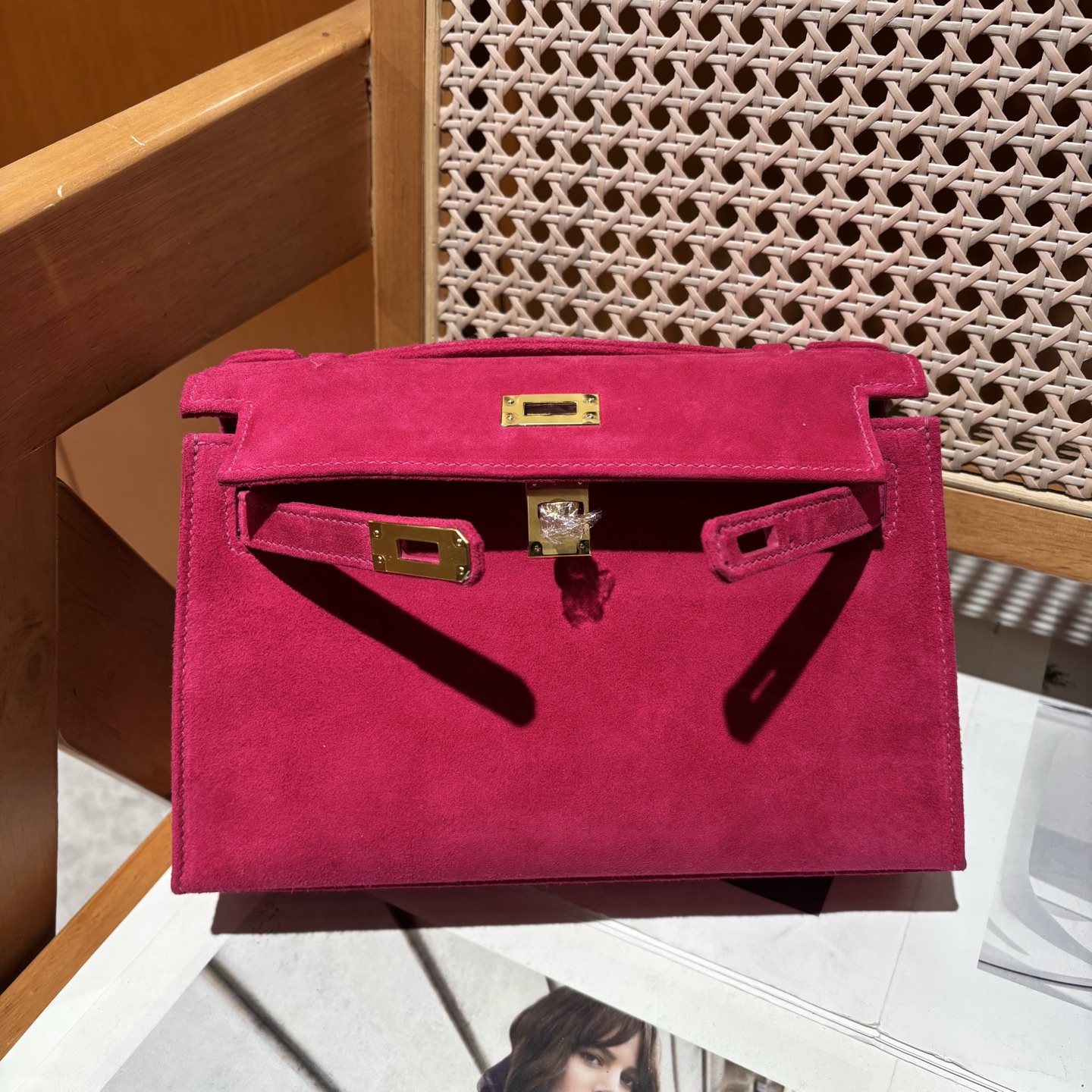 NO:697902,Mini Kelly Kelly Generation Autumn and Winter Suede Extreme Pink,Hermes,hermes,chamois leather,Hermes,19860909Mini Kelly凯莉一代 秋冬麂皮 极致粉,爱马仕,hermes,chamois leather,Hermes,,Bag