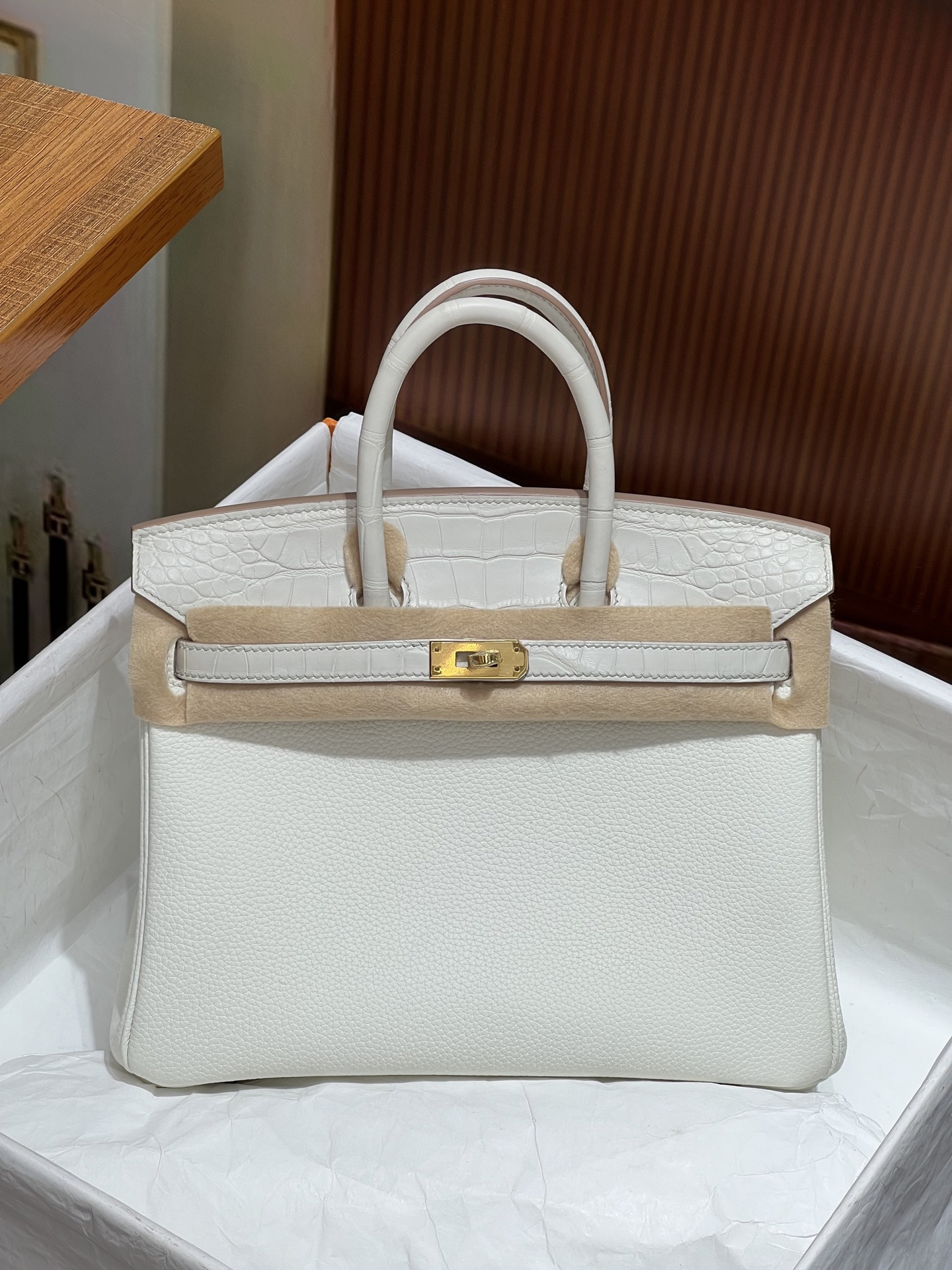 NO:699935,Touch25 gold buckle Hc imported American crocodile skin with togo leather real shot texture top hand sewing full set of hand nails, Hermes, hermes, crocodile skin, Hermes,19860909Touch25 金扣 Hc进口美洲鳄鱼皮搭配togo皮 实拍纹理 顶级手工缝制 全套手工钉,爱马仕,hermes,crocodile skin,Hermes,,Bag