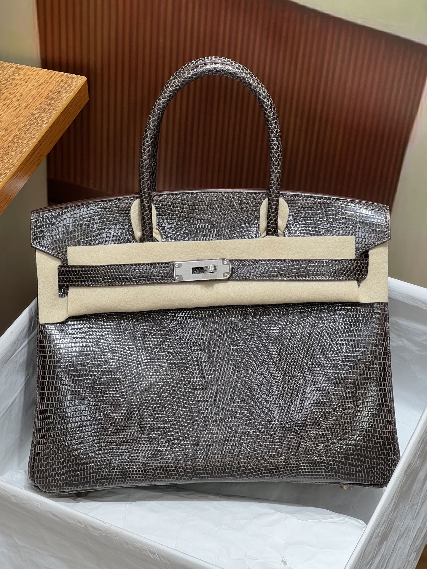 NO:699968,Platinum 30CM. Newly released, silver hardware, gold buckle, hc imported lizard skin, real shot, 5 fishes, Z, top imported wax thread hand sewing technology, Hermes, hermes, Hermes,19860909铂金30CM.新出 银色五金 金扣 hc进口蜥蜴皮实拍现货,5条鱼鱼对版Z 顶级进口蜡线手缝工艺,爱马仕,hermes,Hermes,,Bag