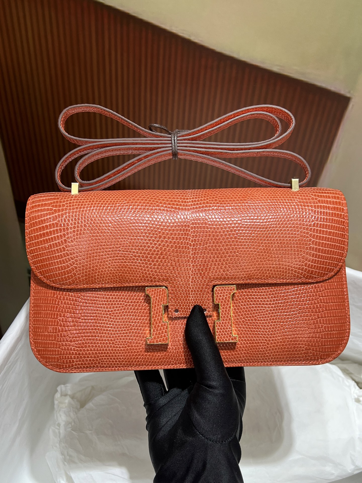 NO:701125,Newly released enamel buckle with mirror, Kangkang 23CM.hc imported original lizard skin, hand-stitched with wax thread, real stock, Hermes, hermes, Hermes,19860909新出 珐琅扣 带镜子 康康23CM.hc进口原厂蜥蜴皮 蜡线手缝 现货实拍,爱马仕,hermes,Hermes,,Bag