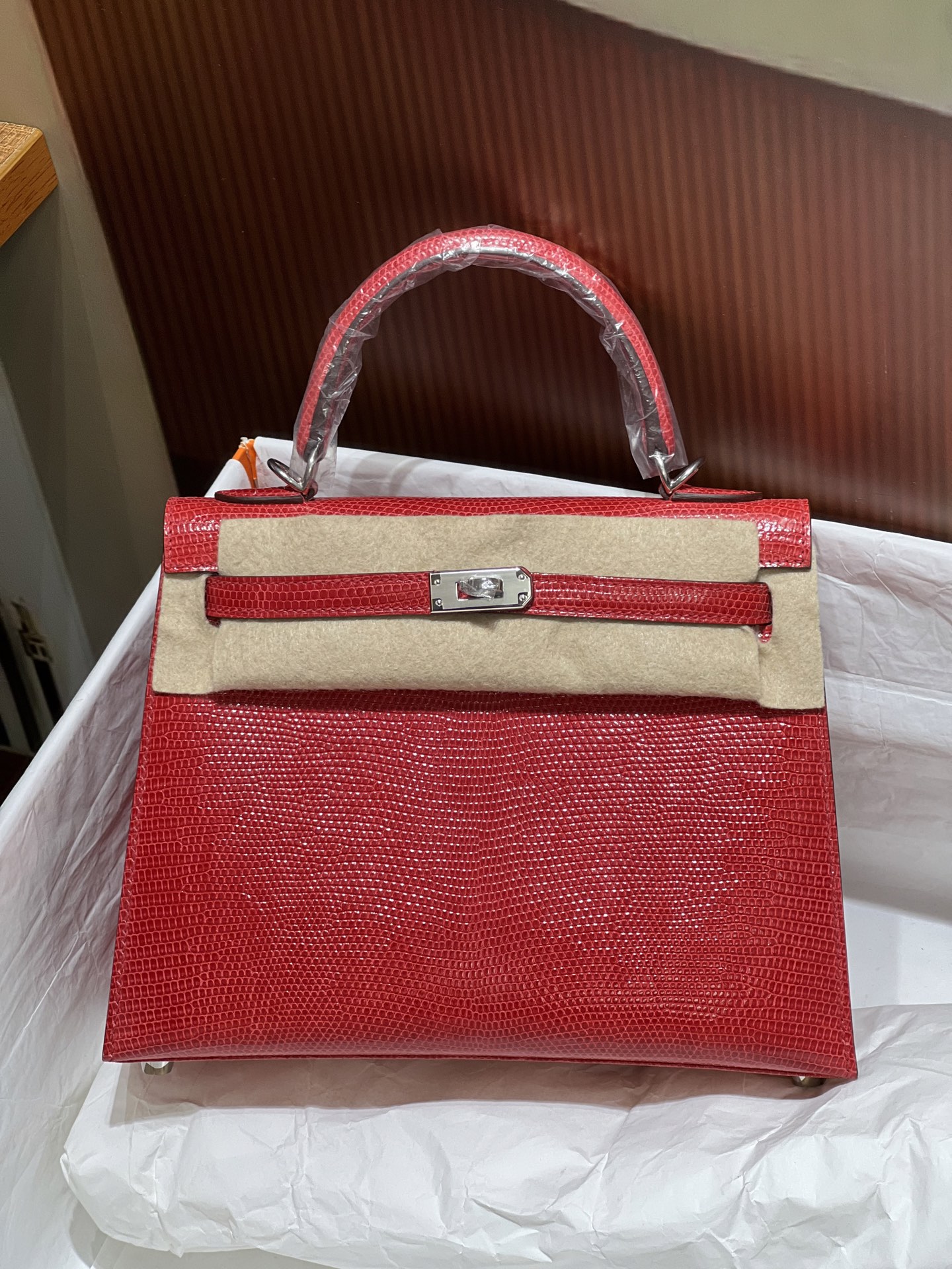 NO:700024,Kelly 25CM. Silver buckle Hc imported lizard real shot, new release, version Z, top hand sewing craftsmanship, Hermes, hermes, Hermes,19860909凯丽Kelly 25CM. 银扣 Hc进口蜥蜴实拍现货 新出 对版Z 顶级手缝工艺,爱马仕,hermes,Hermes,,Bag