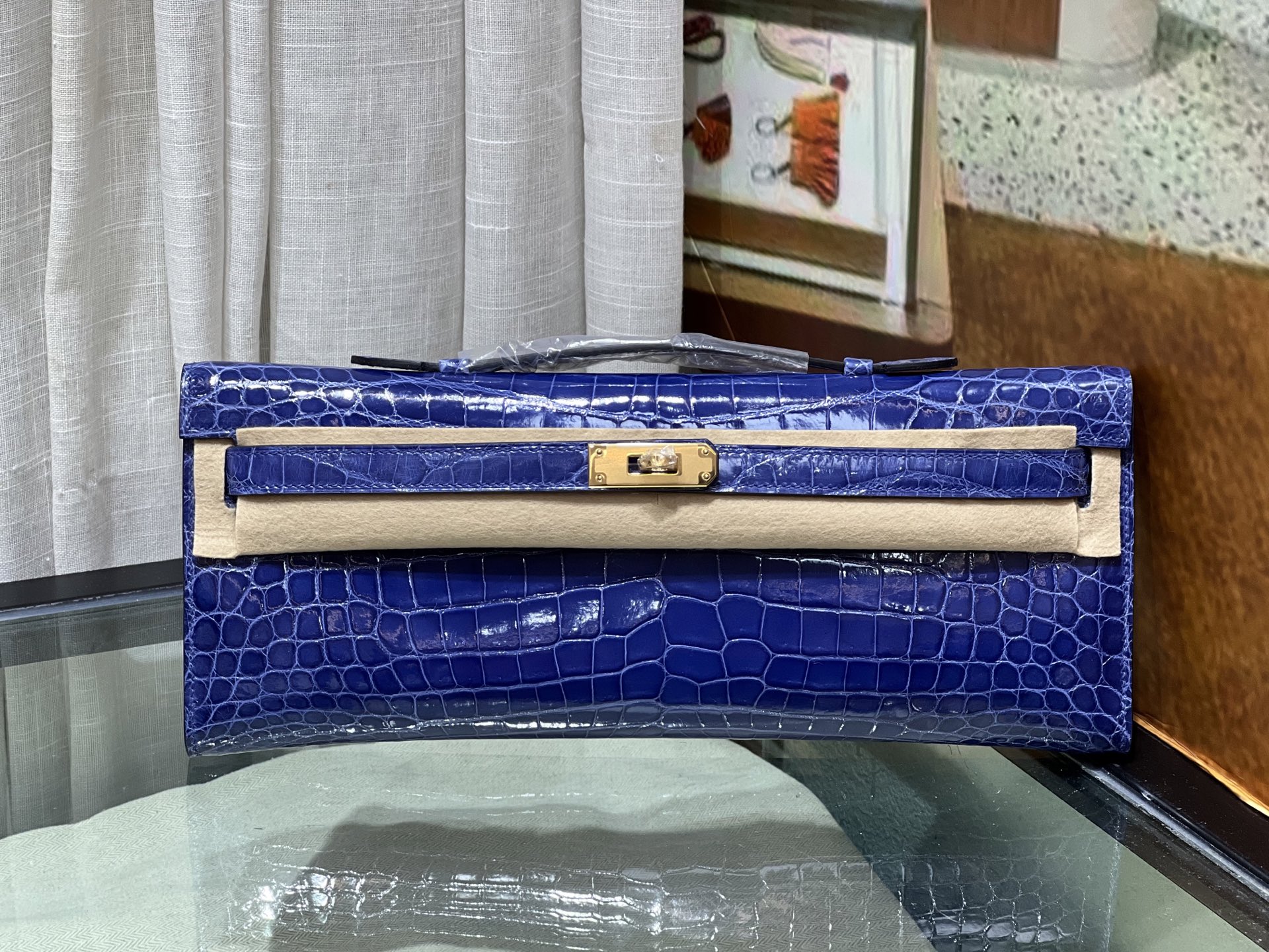 NO:812078,cut 31CM dinner bag, gold buckle, two points, Nile crocodile imported from Singapore, waxed thread, purely hand-stitched, available from stock, Hermes, Hermes,19860909cut 31CM晚宴包 金扣 两点 新加坡进口尼罗鳄 蜡线纯手缝 现货供应,爱马仕,hermes,Hermes,,Bag
