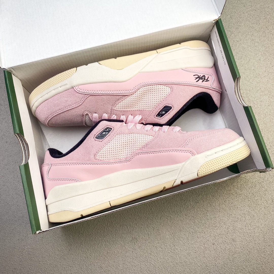 最佳性价比头层 乔丹Jordan FLIGHT COURT 舒适百搭 防滑耐磨 低帮 复古篮球鞋 复古休闲运动文化篮球鞋秉承轻量化的速度型篮球鞋设计思想完成设计,降低重量的同时提升舒适度,中底延续前作使用了分离式后掌可视化 Air Sole气垫. 货号 HF3255 200