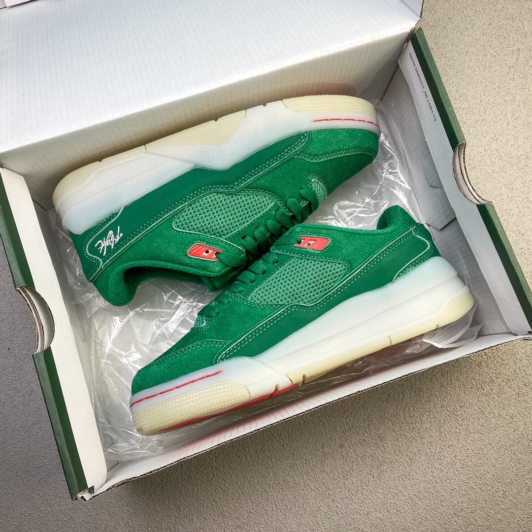 最佳性价比头层 乔丹Jordan FLIGHT COURT 舒适百搭 防滑耐磨 低帮 复古篮球鞋 复古休闲运动文化篮球鞋秉承轻量化的速度型篮球鞋设计思想完成设计,降低重量的同时提升舒适度,中底延续前作使用了分离式后掌可视化 Air Sole气垫. 货号 HF3255 200