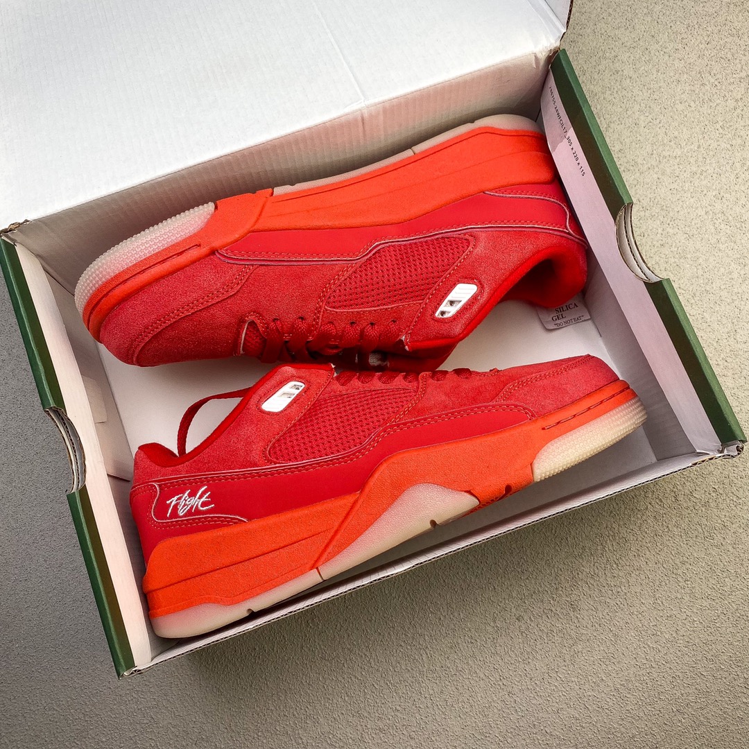 最佳性价比头层 乔丹Jordan FLIGHT COURT 舒适百搭 防滑耐磨 低帮 复古篮球鞋 复古休闲运动文化篮球鞋秉承轻量化的速度型篮球鞋设计思想完成设计,降低重量的同时提升舒适度,中底延续前作使用了分离式后掌可视化 Air Sole气垫. 货号 HF3255 200