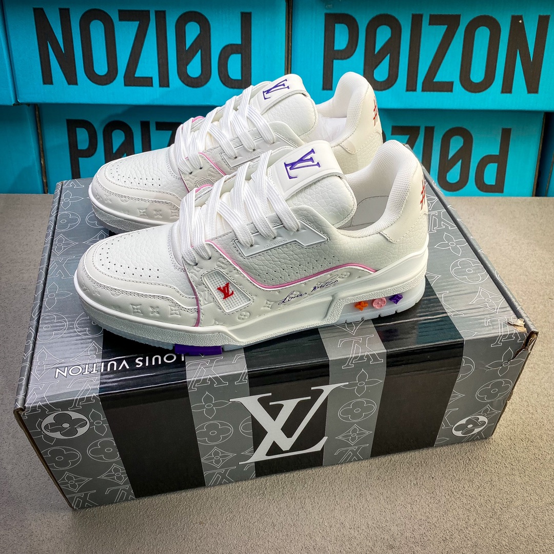 _ddC9sqX3gKXpZFw_9mM_EgQ-juj40Eovv390N4Q