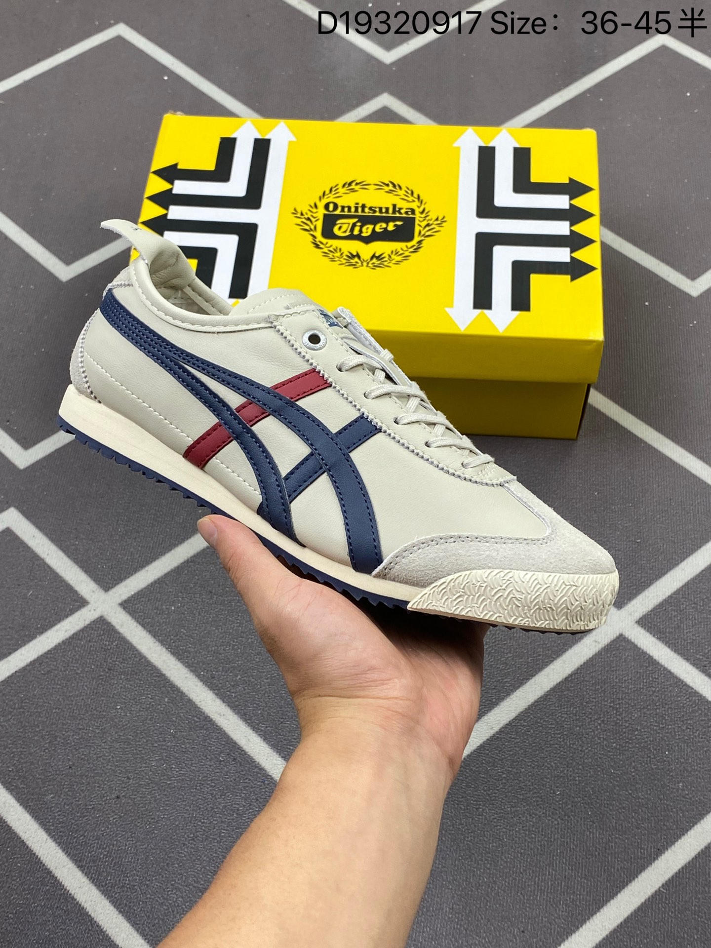 合集💰160
公司级✅Onitsuka Tiger NIPPON MADE 鬼冢虎手工鞋系列 最高版本MEXICO 66 DELUXE メキシコ 66 デラックス独家！同步官方，手工鞋新款三联吊牌！系带/免系带两用穿法！高密度双层组合中底板，根据楦头形状预定型，完美贴合脚弓！高弹性EVA成型鞋垫，支撑性能强，可以缓冲双足压力，减轻疲劳！dunk耐克Nike阿迪达斯三叶草空军一号aj1椰子350新百伦nb327古驰脏脏鞋lv麦昆匡威1970s万斯彪马aj312斐乐巴黎世家aj4飞马亚瑟士贝壳头添柏岚鬼冢虎华夫飞马UGG库里篮球鞋詹姆斯乔丹贝壳头gtAJ1 low乔1闪电倒勾777尺码：36-47.5 耐克 阿迪达斯 三叶草 椰子350 v2 sb dunk 古驰脏脏鞋 麦昆 匡威1970s 万斯 vans 范斯 新百伦 乔丹 air jordan 亚瑟士 斯凯奇 斐乐 彪马 锐步 mlb  fila 鬼冢虎 莆田鞋 板鞋 樱花粉 af1 高帮 纯白 复古  满天星 解构 鞋盾 小麦色  蓝粉  马卡龙 低帮 独角兽 鸳鸯 联名 童鞋  冰淇淋  骨白冰蓝  白蓝 黑色 小白鞋 电玩像素 黑白 涂鸦 镭射 雾霾 白色  diy  1970s 夜光  大童 泼墨 中帮 黑武士 洛克公园 魔术贴 情侣 经典 四钩 奶咖色 刮刮乐 白丝绸 白银 3m 反光 白绿夜光 白橙双钩 小雏菊  权志龙 白绿橙 off white 飞线  金钩 冰块 小银钩 笑脸 缝线  剪纸蓝丝绸  情人节限定  白金 蓝白 354 黑曜石   熊猫 像素  冰蓝 四小勾 水晶底 寿桃 洞洞鞋 彩虹像素  灰色 air force 1 黑色   拖鞋 aj4 aj35 aj11 篮球鞋 莆田 aj3 aj6 aj13 aj7 童鞋 儿童鞋  aj312   aj36 黑白奥利奥  传奇蓝  aj32  限量版 飞人拖鞋 康扣  熊猫 北卡蓝  low  白水泥  藤原浩  aj34郭艾伦 影子灰  蒂芙尼绿 aj10 倒钩  aj9 冰雪奇缘 黑曜石 aj31  aj270 球鞋  大魔王 冰激凌  樱木花道  热熔岩  迪奥联名  胭脂红 凉鞋 aj15  满天星 水泥灰 芝加哥 鸳鸯 aj28  情侣 aj28 樱花粉 电玩像素 北卡蓝 小迪奥 粉色 樱花粉 电玩像素  烟灰 变色龙 兵马俑 大巴黎 aj16  兔八哥  马卡龙  大学蓝 aj30 黑水泥  白蛇 叶绿素 火影 白水泥 情人节限定 粉蛇 黑红 球鞋gtcut   kobe球鞋 zoom kobe 500黑武士 2022r nike星空 gt球鞋 zoom跑鞋 纽巴伦990 nikecourt女鞋 zoom aj1 nb827 斐乐hike nike青花瓷 aj镭射 科6 next跑鞋 宇航员2.0 小白鞋 男鞋 运动鞋 斯凯奇 斐乐 板鞋 aj 彪马 新百伦 亚瑟士 new balance adidas 阿迪达斯 篮球鞋 空军一号 纯白  跑步鞋 vision street wear puma 女运动休闲鞋 nb  情侣鞋 球鞋 dunk 美津浓 欧文7  运动鞋女款跑步鞋 休闲男鞋  aj1 拖鞋 耐克鞋男新款 鞋子 童鞋 男款  飞马  zoom 超级飞马 跑鞋  老爹鞋 air max 儿童鞋子 男士 飞马38 m2k 日落 黑白熊猫  女款  飞马39  男款 阿甘鞋 飞马37  夏季  dunk sb 华夫鞋 凉鞋  开拓者 夏款 毛毛虫  气垫 air zoom 休闲鞋 高帮 帆布鞋 sacai 2022 vapormax 赤足  飞马36 af1 紫葡萄 树莓紫  winflo8 court女鞋 网鞋 zoom 破二  dc0774 拖鞋 superfly 子弹头 dunk黑白熊猫 blazer max270 欧文7 小童鞋  阿尔法 欧文8 登月 星空 莆田  黑武士 airmax97 贝壳头 三叶草 boost   forum 椰子鞋  yeezy  neo  暗夜精灵 金标 椰子 350 v2  ultraboost 清风 阿尔法 涉水鞋 ub21 ub22  forum84 ub nmd 爆米花 pro2 cut  supernova x9000 椰子500  小椰子 forum low 史密斯 椰子700  樱花系列女鞋 新百伦530 327   574   5740 满天星 992 550 990 303 nb2002ra 302 元祖灰 993 990v5 nb300 ms327 580 999 nb327新百伦 新百伦878 nb300 5740奶茶色 m5740nb5740 997 608 452 nbms327 992元祖灰 996 880 低帮  倒钩  aj1 low 北卡蓝 黑曜石  倒钩藤原浩鞋 芝加哥 禁穿 小迪奥aj1 aj1大学蓝 樱花粉 烟灰   闪电倒钩 mid  影子灰 白丝绸   黑红脚趾 黑红 马卡龙 小dior 蒂芙尼绿 黑脚趾 小摩卡 蜘蛛侠 兔八哥 莆田纯原 纯白 中帮 黑粉脚趾 鸳鸯 low摩卡棕 扣碎 倒钩低帮 小闪电 凯尔特人 芝加哥ow联名 灰白 红豆奶茶 叛逆 换底 扣碎篮板 摩卡棕 迪奥联名鞋 皇家蓝 低帮女鞋倒钩白棕 泡泡糖 黑粉脚趾 北卡蓝低帮 黑绿脚趾 影子灰 蒂芙尼绿 黑脚趾 浆果粉  扣碎篮板 鸳鸯 冰淇淋 白丝绸 激光蓝 offwhite联名 黑粉脚趾	 蓝 水洗丹宁 情人节 午夜蓝 凯尔特人 泡泡糖  男鞋 女鞋 夏季 儿童 拖鞋  小众鞋 篮球鞋 凉鞋 运动鞋 跑步鞋 童鞋  板鞋  日落  足球鞋 小白鞋 跑鞋 老爹鞋 zoom 超级飞马 36 37 38  sb dunk  鞋子 新款 m2k air max   薄款 赤足5.0  星空 登月 回到未来 vapormax 超轻 网鞋 气垫鞋 阿甘鞋 休闲鞋 47 blazer 高帮 樱花粉 free vaporfly  情侣  子弹头 华夫鞋 欧文7 lebron18  joyride fly3 max270 杜兰特5  毛毛虫 黑武士 限量版 忍者 马拉松 winflo7 kyrie7 ep  莆田鞋   板鞋 樱花粉  af1 高帮 纯白 复古  满天星 解构 鞋盾   小麦色  蓝粉  马卡龙 低帮 独角兽 鸳鸯 联名 童鞋  冰淇淋  骨白冰蓝 白蓝 黑色 小白鞋 电玩像素 黑白 涂鸦 镭射 雾霾 白色  diy  夜光  大童 泼墨 中帮 黑武士 洛克公园 魔术贴 情侣 经典 四钩 奶咖色 刮刮乐 白丝绸 白银 3m 反光 白绿夜光 白橙双钩 小雏菊  权志龙 白绿橙 off white 飞线  金钩 冰块 小银钩 笑脸 缝线  剪纸 纯黑 蓝丝绸  情人节限定  白金 蓝白 354 黑曜石   熊猫 像素  冰蓝 四小勾 水晶底 寿桃 洞洞鞋 彩虹像素  灰色 air force 1 黑色  拖鞋 aj4 aj35 aj11 篮球鞋 莆田 aj3 aj6 aj13 aj7 童鞋 儿童鞋 aj312 aj36 黑白奥利奥  传奇蓝  aj32 限量版 飞人拖鞋 康扣  熊猫 北卡蓝  low  白水泥 藤原浩 aj34郭艾伦 影子灰  蒂芙尼绿 aj10 倒钩 aj9 冰雪奇缘 黑曜石 aj31 aj270 球鞋 大魔王 冰激凌  樱木花道  热熔岩  迪奥联名 胭脂红 凉鞋 aj15 满天星 水泥灰 芝加哥 鸳鸯 aj28 情侣 aj28 樱花
货号:1183A872
Size:36 37 37.5 38 39 39.5 40.5 41.5 42 42.5 43.5 44 45
ID:D19320917