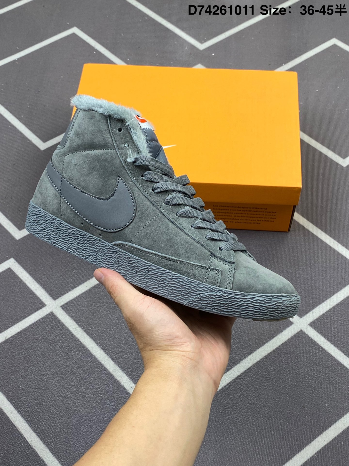 合集💰130
✅Nike Blazer Mid 经典开拓者高帮百搭休闲运动板采用原厂一致粒面硬牛皮革鞋面材质#韩国进口环保绿吸附性中底布 眼前的新设计选用皮质。配出当下流行的阴阳元素。呈现属于现代潮流的美感。货号：CL1167-600 尺码：36 36.5 37.5 38 38.5 39 40 40.5 41 42 42.5 43 44
ID：087JH D1011   dunk耐克Nike阿迪达斯三叶草空军一号aj1椰子350新百伦nb327古驰脏脏鞋lv麦昆匡威1970s万斯彪马aj312斐乐巴黎世家aj4飞马亚瑟士贝壳头添柏岚鬼冢虎华夫飞马UGG库里篮球鞋詹姆斯乔丹贝壳头gtAJ1 low乔1闪电倒勾777尺码：36-47.5 耐克 阿迪达斯 三叶草 椰子350 v2 sb dunk 古驰脏脏鞋 麦昆 匡威1970s 万斯 vans 范斯 新百伦 乔丹 air jordan 亚瑟士 斯凯奇 斐乐 彪马 锐步 mlb  fila 鬼冢虎 莆田鞋 板鞋 樱花粉 af1 高帮 纯白 复古  满天星 解构 鞋盾 小麦色  蓝粉  马卡龙 低帮 独角兽 鸳鸯 联名 童鞋  冰淇淋  骨白冰蓝  白蓝 黑色 小白鞋 电玩像素 黑白 涂鸦 镭射 雾霾 白色  diy  1970s 夜光  大童 泼墨 中帮 黑武士 洛克公园 魔术贴 情侣 经典 四钩 奶咖色 刮刮乐 白丝绸 白银 3m 反光 白绿夜光 白橙双钩 小雏菊  权志龙 白绿橙 off white 飞线  金钩 冰块 小银钩 笑脸 缝线  剪纸蓝丝绸  情人节限定  白金 蓝白 354 黑曜石   熊猫 像素  冰蓝 四小勾 水晶底 寿桃 洞洞鞋 彩虹像素  灰色 air force 1 黑色   拖鞋 aj4 aj35 aj11 篮球鞋 莆田 aj3 aj6 aj13 aj7 童鞋 儿童鞋  aj312   aj36 黑白奥利奥  传奇蓝  aj32  限量版 飞人拖鞋 康扣  熊猫 北卡蓝  low  白水泥  藤原浩  aj34郭艾伦 影子灰  蒂芙尼绿 aj10 倒钩  aj9 冰雪奇缘 黑曜石 aj31  aj270 球鞋  大魔王 冰激凌  樱木花道  热熔岩  迪奥联名  胭脂红 凉鞋 aj15  满天星 水泥灰 芝加哥 鸳鸯 aj28  情侣 aj28 樱花粉 电玩像素 北卡蓝 小迪奥 粉色 樱花粉 电玩像素  烟灰 变色龙 兵马俑 大巴黎 aj16  兔八哥  马卡龙  大学蓝 aj30 黑水泥  白蛇 叶绿素 火影 白水泥 情人节限定 粉蛇 黑红 球鞋gtcut   kobe球鞋 zoom kobe 500黑武士 2022r nike星空 gt球鞋 zoom跑鞋 纽巴伦990 nikecourt女鞋 zoom aj1 nb827 斐乐hike nike青花瓷 aj镭射 科6 next跑鞋 宇航员2.0 小白鞋 男鞋 运动鞋 斯凯奇 斐乐 板鞋 aj 彪马 新百伦 亚瑟士 new balance adidas 阿迪达斯 篮球鞋 空军一号 纯白  跑步鞋 vision street wear puma 女运动休闲鞋 nb  情侣鞋 球鞋 dunk 美津浓 欧文7  运动鞋女款跑步鞋 休闲男鞋  aj1 拖鞋 耐克鞋男新款 鞋子 童鞋 男款  飞马  zoom 超级飞马 跑鞋  老爹鞋 air max 儿童鞋子 男士 飞马38 m2k 日落 黑白熊猫  女款  飞马39  男款 阿甘鞋 飞马37  夏季  dunk sb 华夫鞋 凉鞋  开拓者 夏款 毛毛虫  气垫 air zoom 休闲鞋 高帮 帆布鞋 sacai 2022 vapormax 赤足  飞马36 af1 紫葡萄 树莓紫  winflo8 court女鞋 网鞋 zoom 破二  dc0774 拖鞋 superfly 子弹头 dunk黑白熊猫 blazer max270 欧文7 小童鞋  阿尔法 欧文8 登月 星空 莆田  黑武士 airmax97 贝壳头 三叶草 boost   forum 椰子鞋  yeezy  neo  暗夜精灵 金标 椰子 350 v2  ultraboost 清风 阿尔法 涉水鞋 ub21 ub22  forum84 ub nmd 爆米花 pro2 cut  supernova x9000 椰子500  小椰子 forum low 史密斯 椰子700  樱花系列女鞋 新百伦530 327   574   5740 满天星 992 550 990 303 nb2002ra 302 元祖灰 993 990v5 nb300 ms327 580 999 nb327新百伦 新百伦878 nb300 5740奶茶色 m5740nb5740 997 608 452 nbms327 992元祖灰 996 880 低帮  倒钩  aj1 low 北卡蓝 黑曜石  倒钩藤原浩鞋 芝加哥 禁穿 小迪奥aj1 aj1大学蓝 樱花粉 烟灰   闪电倒钩 mid  影子灰 白丝绸   黑红脚趾 黑红 马卡龙 小dior 蒂芙尼绿 黑脚趾 小摩卡 蜘蛛侠 兔八哥 莆田纯原 纯白 中帮 黑粉脚趾 鸳鸯 low摩卡棕 扣碎 倒钩低帮 小闪电 凯尔特人 芝加哥ow联名 灰白 红豆奶茶 叛逆 换底 扣碎篮板 摩卡棕 迪奥联名鞋 皇家蓝 低帮女鞋倒钩白棕 泡泡糖 黑粉脚趾 北卡蓝低帮 黑绿脚趾 影子灰 蒂芙尼绿 黑脚趾 浆果粉  扣碎篮板 鸳鸯 冰淇淋 白丝绸 激光蓝 offwhite联名 黑粉脚趾	 蓝 水洗丹宁 情人节 午夜蓝 凯尔特人 泡泡糖  男鞋 女鞋 夏季 儿童 拖鞋  小众鞋 篮球鞋 凉鞋 运动鞋 跑步鞋 童鞋  板鞋  日落  足球鞋 小白鞋 跑鞋 老爹鞋 zoom 超级飞马 36 37 38  sb dunk  鞋子 新款 m2k air max   薄款 赤足5.0  星空 登月 回到未来 vapormax 超轻 网鞋 气垫鞋 阿甘鞋 休闲鞋 47 blazer 高帮 樱花粉 free vaporfly  情侣  子弹头 华夫鞋 欧文7 lebron18  joyride fly3 max270 杜兰特5  毛毛虫 黑武士 限量版 忍者 马拉松 winflo7 kyrie7 ep  莆田鞋   板鞋 樱花粉  af1 高帮 纯白 复古  满天星 解构 鞋盾   小麦色  蓝粉  马卡龙 低帮 独角兽 鸳鸯 联名 童鞋  冰淇淋  骨白冰蓝 白蓝 黑色 小白鞋 电玩像素 黑白 涂鸦 镭射 雾霾 白色  diy  夜光  大童 泼墨 中帮 黑武士 洛克公园 魔术贴 情侣 经典 四钩 奶咖色 刮刮乐 白丝绸 白银 3m 反光 白绿夜光 白橙双钩 小雏菊  权志龙 白绿橙 off white 飞线  金钩 冰块 小银钩 笑脸 缝线  剪纸 纯黑 蓝丝绸  情人节限定  白金 蓝白 354 黑曜石   熊猫 像素  冰蓝 四小勾 水晶底 寿桃 洞洞鞋 彩虹像素  灰色 air force 1 黑色  拖鞋 aj4 aj35 aj11 篮球鞋 莆田 aj3 aj6 aj13 aj7 童鞋 儿童鞋 aj312 aj36 黑白奥利奥  传奇蓝  aj32 限量版 飞人拖鞋 康扣  熊猫 北卡蓝  low  白水泥 藤原浩 aj34郭艾伦 影子灰  蒂芙尼绿 aj10 倒钩 aj9 冰雪奇缘 黑曜石 aj31 aj270 球鞋 大魔王 冰激凌  樱木花道  热熔岩  迪奥联名 胭脂红 凉鞋 aj15 满天星 水泥灰 芝加哥 鸳鸯 aj28 情侣 aj28 樱花