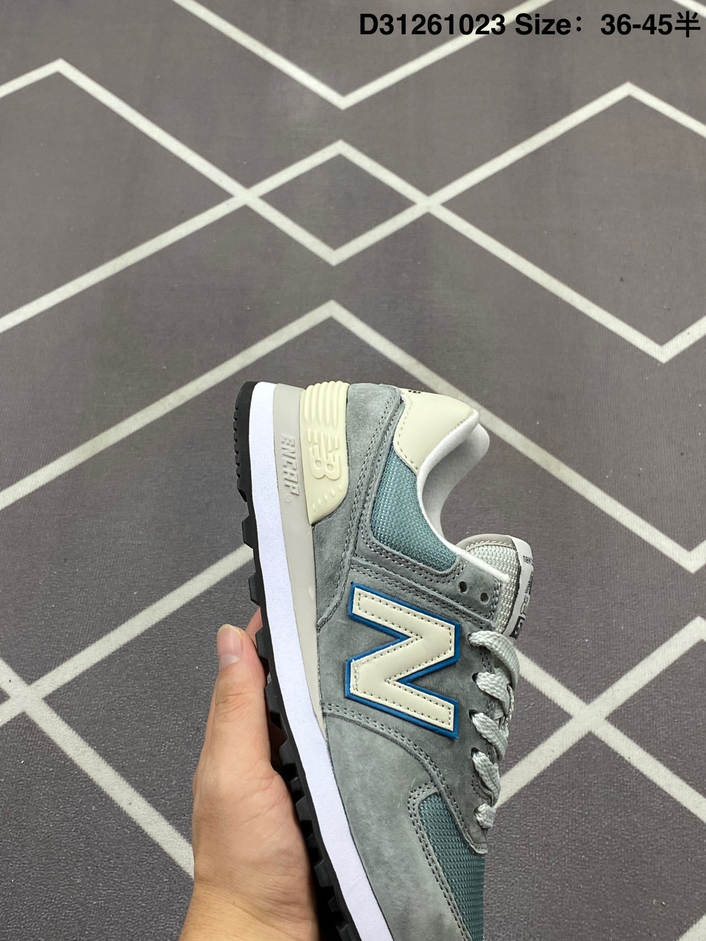 💰130
公司级✅升级原楦开发纸版版型#2022全新574升级版来啦！NB新百伦New Balance U574升级版系列低帮复古休闲运动慢跑鞋
货号:ML574EVG
尺码:36 37 37.5 38 38.5 39.5 40 40.5 41.5 42 42.5 43 44 45 
ID:D31261023