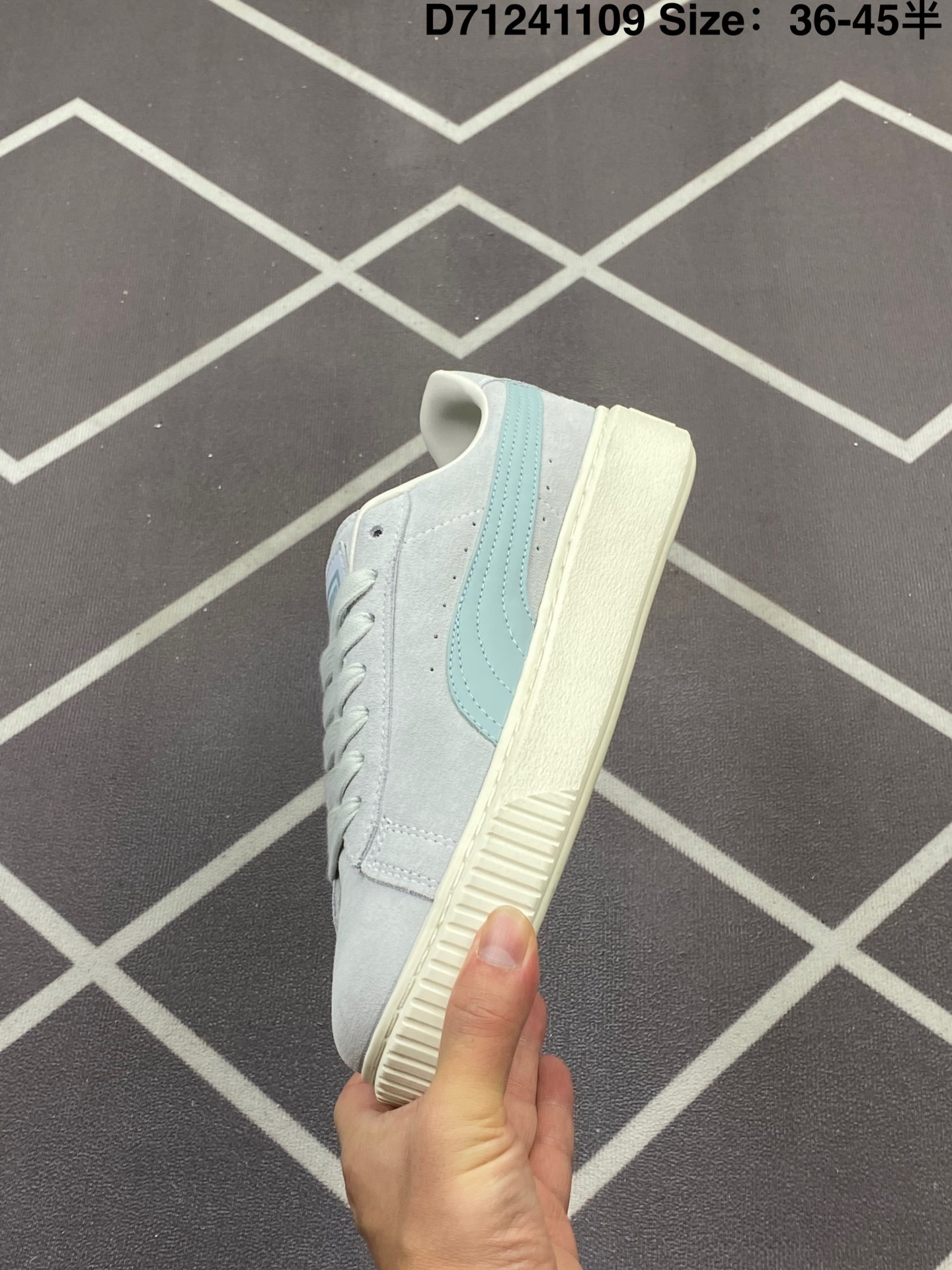 💰120
✅PUMA Suede Platform 彪马 
蕾哈娜二代 厚底松糕鞋  公司细节 官方1:1 同步升级TR大底 中底走线 三维立体烫金logo 栩栩如生
货号：363559-13
尺码：36 37 37.5 38 38.5 39 40 41 42 43 44 45 I D：D71241109