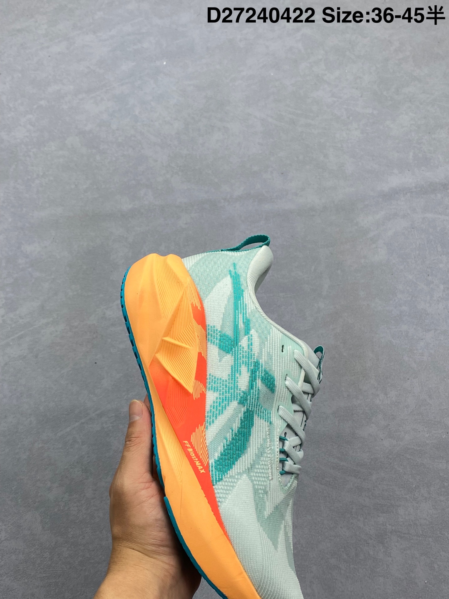 💰220
Asics Novablast 4 轻量跑鞋
ASICS (亚瑟士)是日本实业家鬼家喜八郎创立的跑鞋运动品牌,名字想法源自著名的拉丁谚语“AnimaSana In Corpore Sano”意为“健全的精
神寓于强健的体魄”。正如其名字的含义,ASICS亚瑟士一直坚信保持身体的健康与活力是打造健康快乐的生活方式的最佳途径。亚瑟士的跑鞋、篮球鞋等系列集专业与美貌于一身,拥有极高的热度
货号:1011B887-800
尺码:36 37 37.5 38 39 39.5 40 40.5 41.5 42 42.5 43.5 44 45
D27240422