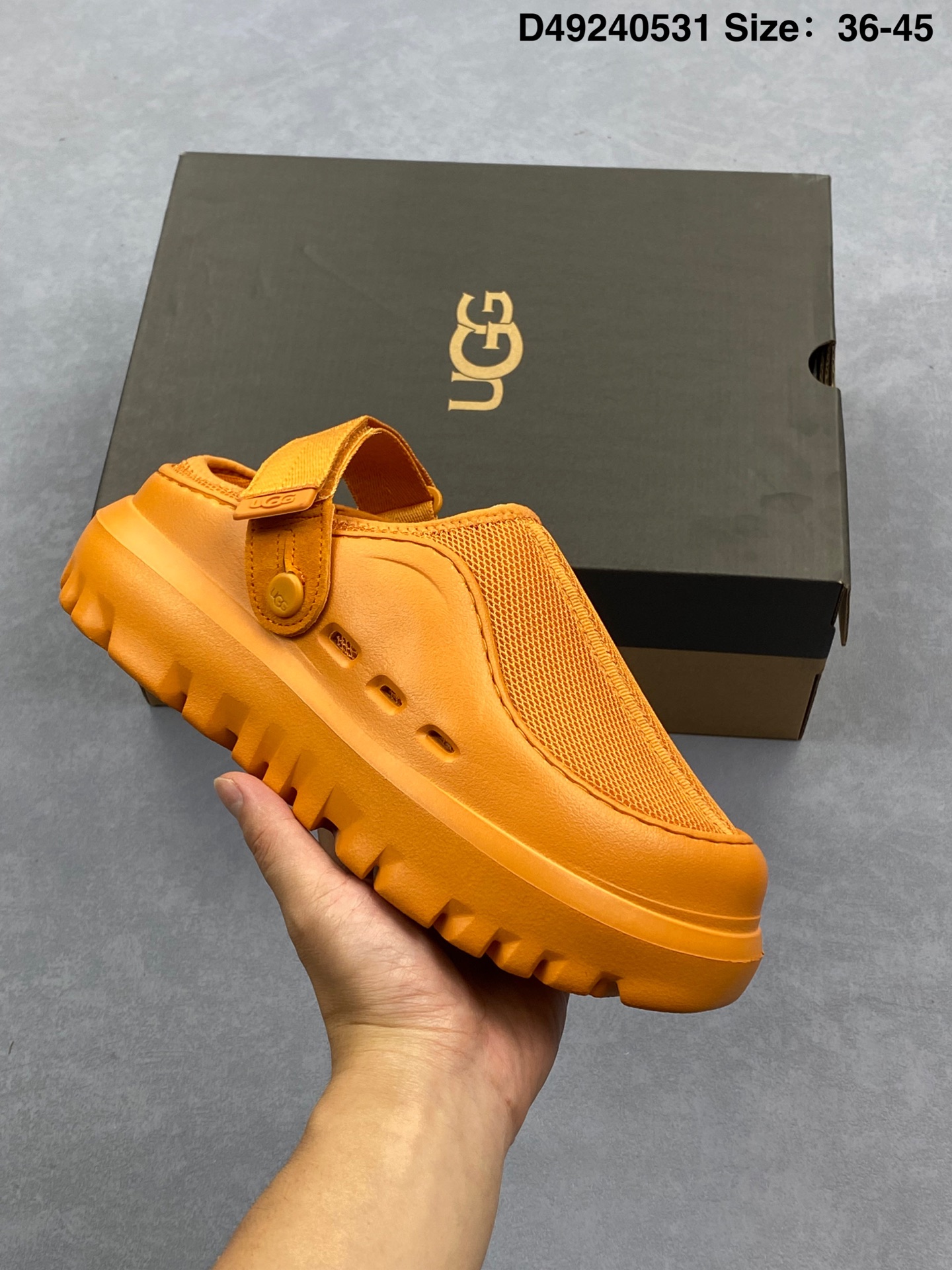 La nueva respuesta de nieve de verano SKTA de UGG son zuecos clásicos, simples, cómodos y versátiles, modernos e inform…