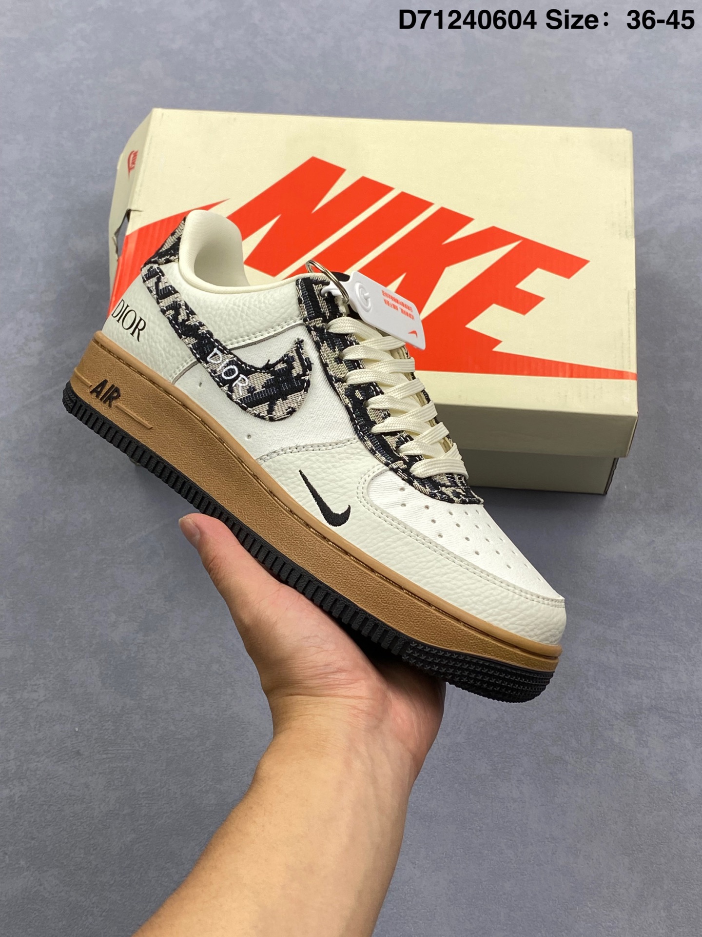 NK Air Force 1 空军一号官方货号KK1988 052 官方同步 原装级别 原楦头原纸板 打造纯正 空军版型#专注外贸渠道 全掌内置蜂窝气垫 #原盒配件 原厂中底钢印、拉帮完美 编号:D71240604