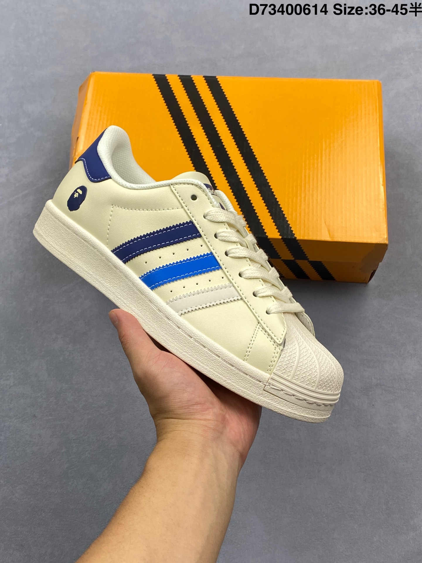 阿迪达斯AD Originals Superstar 经典贝壳头休闲板鞋 纯白 B27136 纯原鞋楦 立体LOGO 国内最高工艺 原装超软一体蓝底 头层抗裂牛皮 原厂数据密度鞋带 鞋舌3D高频版 货号:JY8916 D73400614