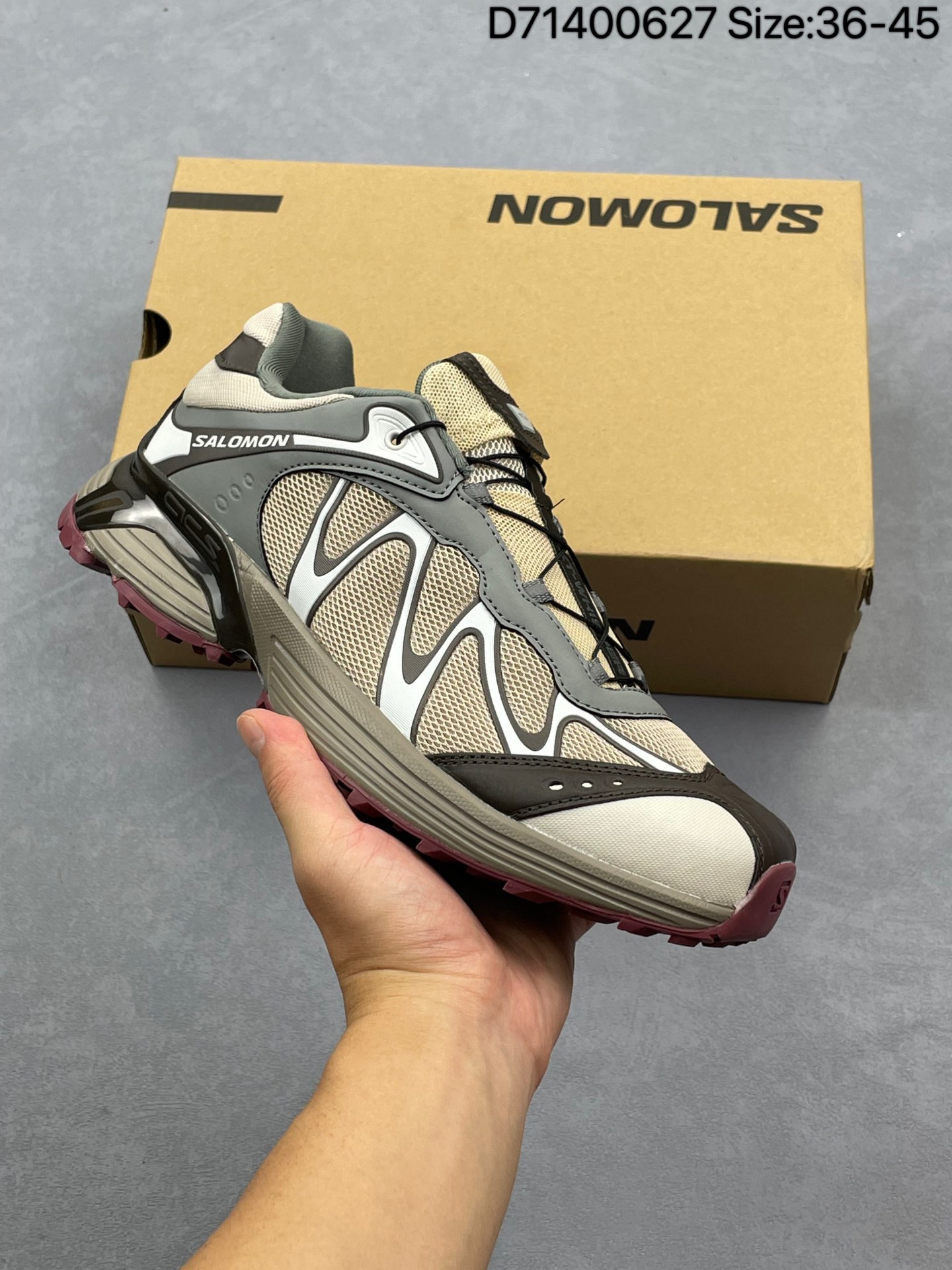 💰200
Salomon XT-Whisper 浅棕色
萨洛蒙 复古机能休闲 潮流跑步鞋
尺码:36-46.5 男女鞋 477618
编码D71400627