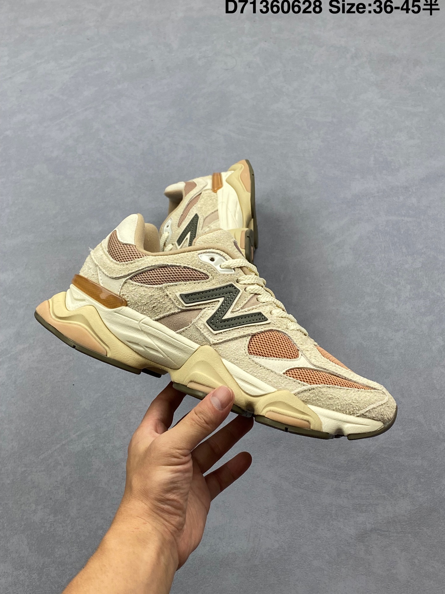 💰180
公司级✅New Balance 9060系列 新百伦 复古休闲运动慢跑鞋
鞋面大身由空间双格及磨砂鞋面拼接而生
采用大面积网眼以及麂皮材质覆盖鞋身 还原经典气质 搭载ABZORB避震科技 由泡沫聚酯制成 上脚可以有效减少由鞋底反弹对身体及双腿的冲击力
货号:U9060ZGD
Size:36 37 37.5 38 38.5 39.5 40 40.5 41.5 42 42.5 43 44 45
编码:D71360628