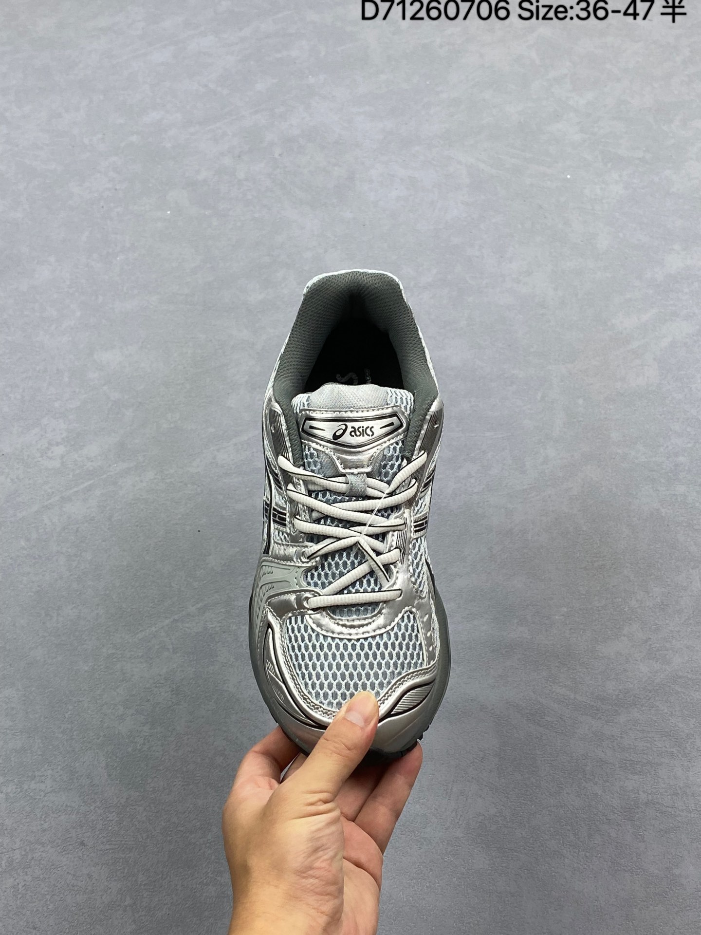 💰130
Asics/亚瑟士GEL-KAYANO 14男女鞋真标半码制 日产经典老牌-鬼塚虎/Onitsuka Tiger Mexico 66®经典墨西哥系列复古经典百搭板鞋休闲运动鞋慢跑鞋。采用柔软皮革鞋面,超国标含胶率耐磨耐弯折RB大底。产品从款式颜色造型上体现出追求舒适和细节的完美。鞋类更是推崇手工制作的严谨,融舒适性与可穿性的设计风格。注重细节的完美和别致魅力,既保持稳重,又不失轻松的时尚感。
类型:男女鞋
尺码:36-47含半码
编码:D71260706
货号:1203A706-020