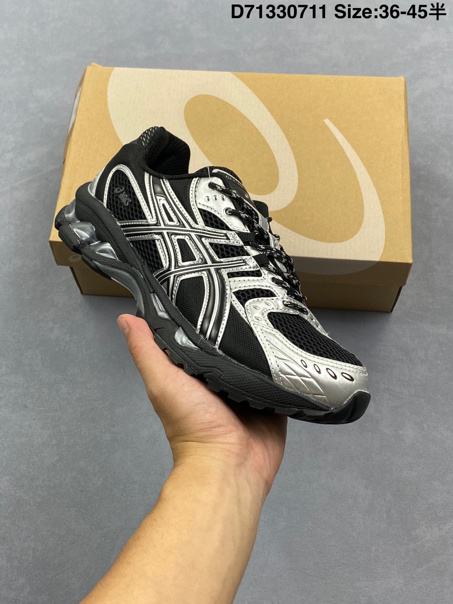 💰165
真标带半码
ASICSGEL-NYC低帮男鞋女鞋复古绿白翻毛皮慢跑鞋鞋1203A38
尺码：见图
编码：D71330711