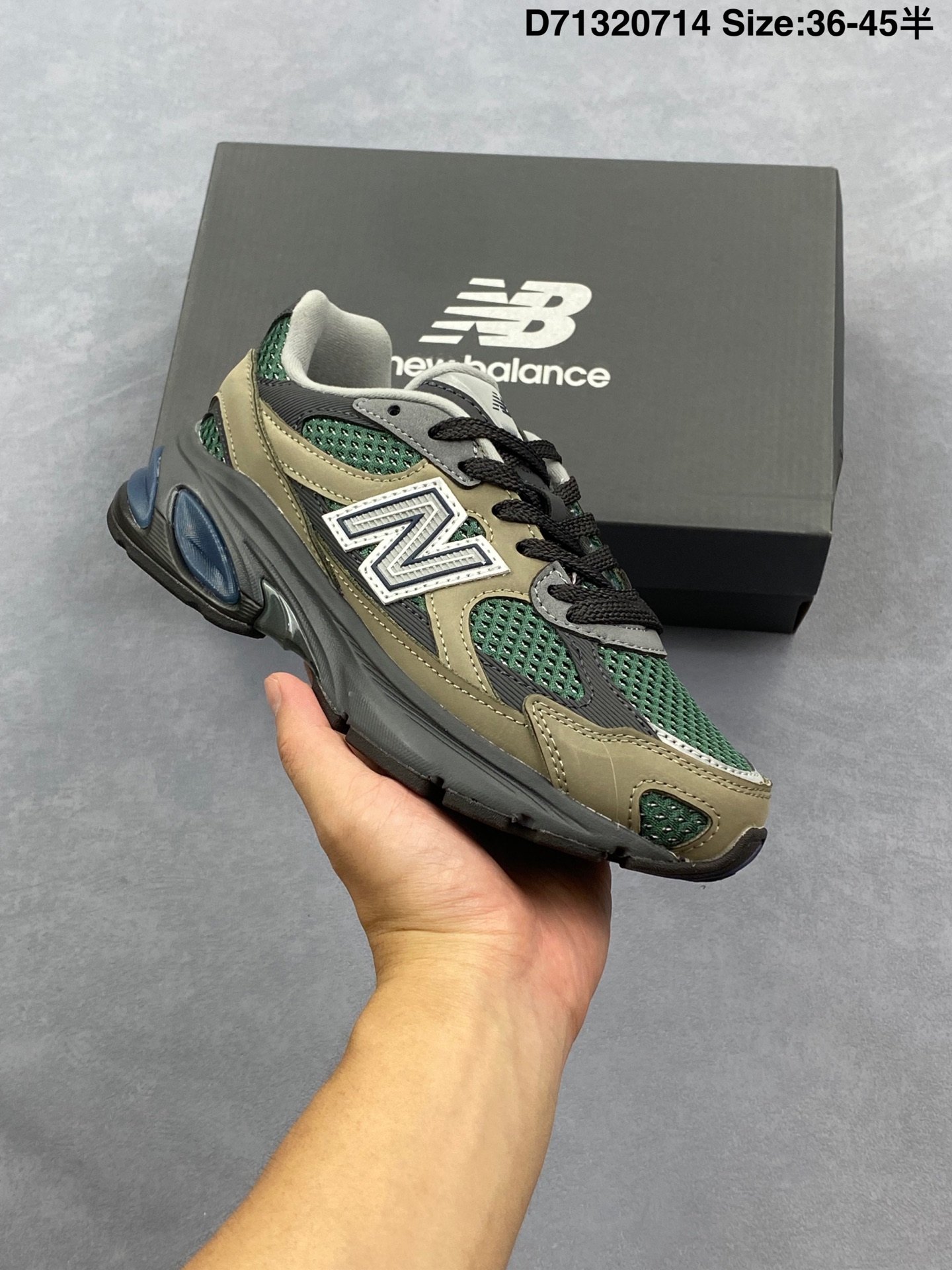 💰160
New Balance 2010系列 新百伦 复古老爹风网布跑步休闲运动鞋
新百伦经典配色 沿袭了面世之初的经典科技 以ENCAP中底配以升级版 N-ERGY缓震物料 鞋面则采用特色的柔软麂皮搭以NewBalance经典的尼龙网布 低调中还原跑鞋本真 更年轻化的设计理念与材质 让新世代青年得以用全新视角体验经典鞋款的传奇魅力
货号:U2010GD
尺码:36 37 37.5 38 38.5 39.5 40 40.5 41.5 42 42.5 43 44 45
编码:D71320714