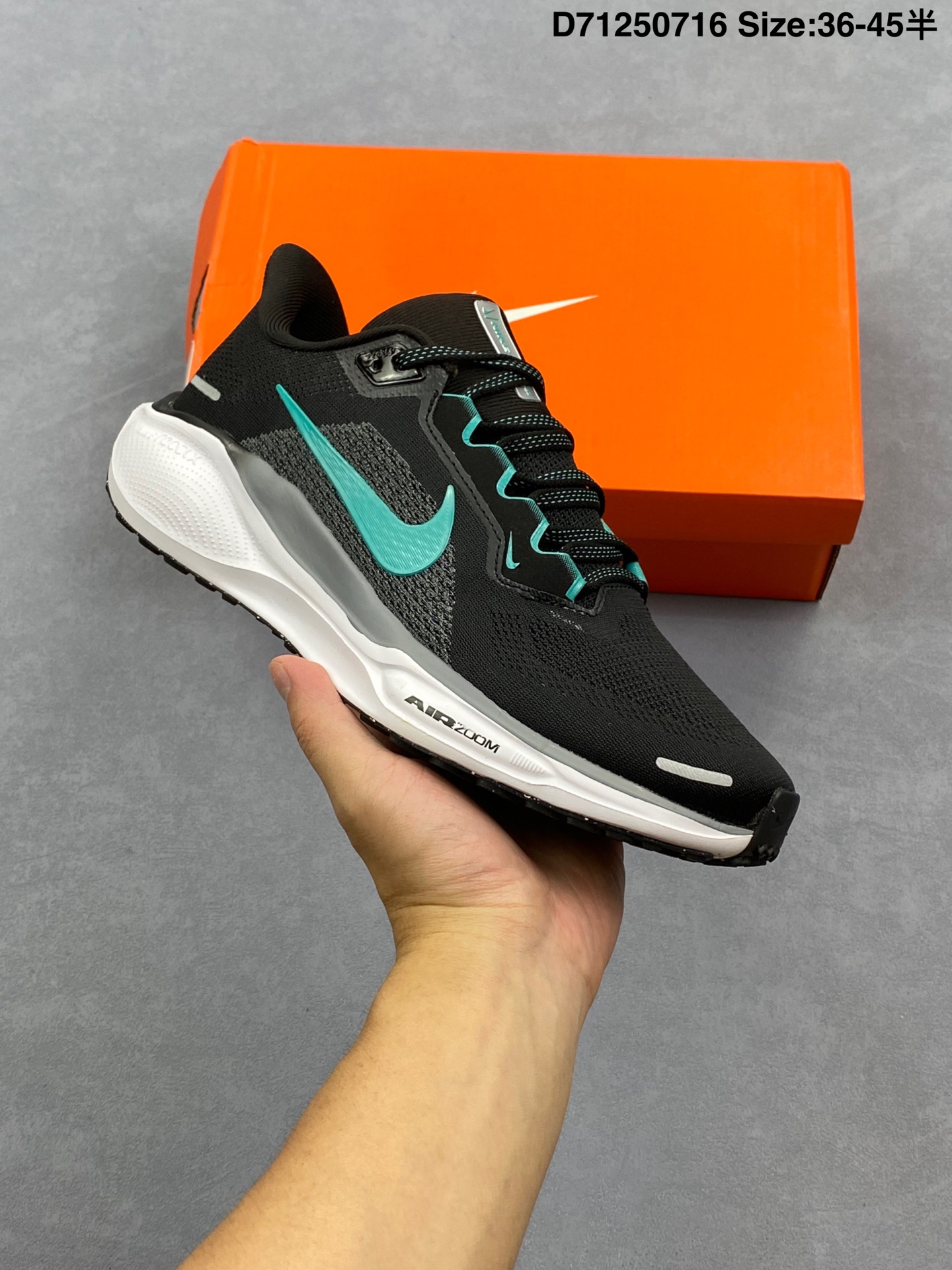 💰125
✅Nike「飞马新鞋」触感柔软，质感升级！随着“耐克「蓝图」系列”在巴黎的盛大发布，全新一代 登月41代 Nike Pegasus 41也正式登场啦！Nike Pegasus 41采用了全掌ReactX泡绵中底，前掌和后跟还配备了Air Zoom气垫单元，据说跑起来更快更舒适哦！这次最大的升级点，就是飞马系列首次引入了ReactX泡绵，听说相比React泡绵，能量回馈提升了整整13%哦！
货号：FD2722
编码：D71250716