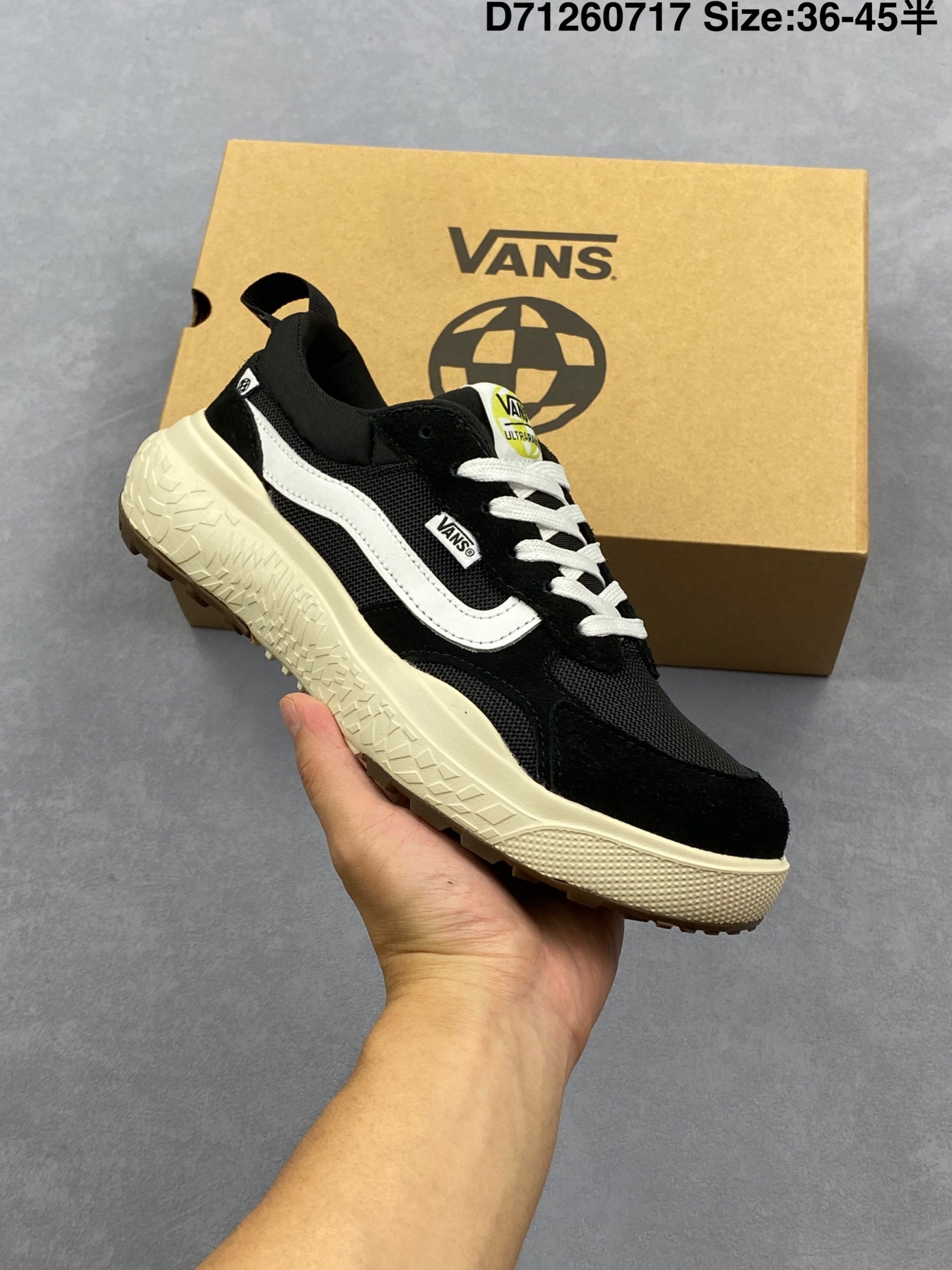 合集💰120
Vans VR3 Low 万斯OG款 The Original Off The Wail Compny 印花低帮 黑白 休闲板鞋帆布鞋 
工艺：硫化1:1（重量1:1、真标、原钢印、材质标、鞋型标、合格证）
官方货号：VN0A5KXDY28YK
尺码：看图所示
编码：D71260717