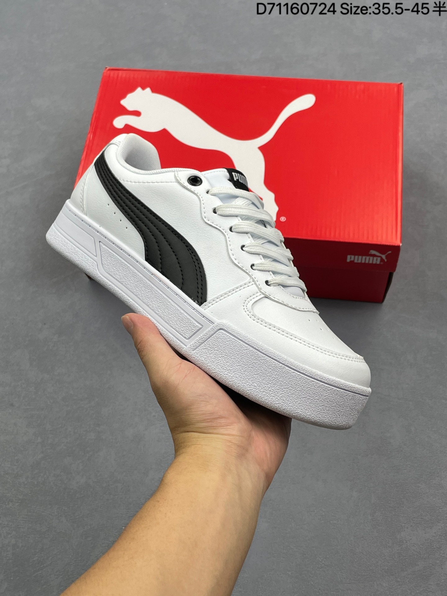 💰80
公司级✅PUMA彪马Slipstream Lo Laces 男女情侣经典撞色板鞋休闲潮流时尚板鞋  
板鞋不仅添加满足当下穿着需求的细节巧思 同时秉承着 20 世纪 80 年代的篮球传统 不同皮革材质在鞋身碰撞 结合复古沉稳配色 经典外观呈现高辨识度 
货号:374764-06
尺码:如图
D71160724