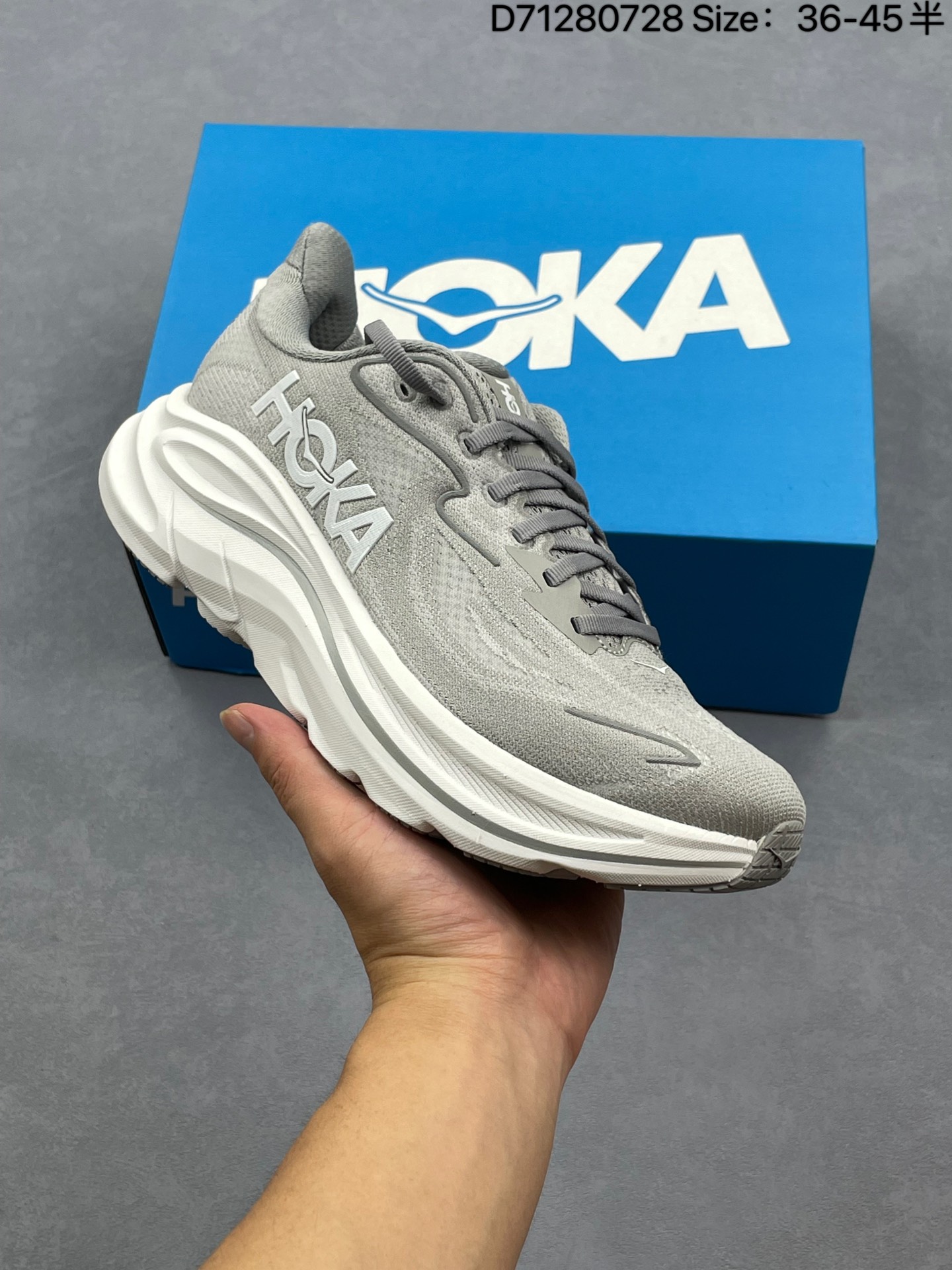 💰140
公司级✅HOKA M CLIFTON 10 轻量低帮户外越野跑鞋 户外山脉越野轻量运动跑鞋 
鞋面用轻的无缝架构 鞋带用了弹性不易松脱的扁宽弹性鞋带 轻薄的TPU贴在透气的鞋面上
前掌与中掌部分进行加宽 橡胶大底 EVA缓震鞋底用滚动平衡技术引导跑者自然步态
货号:1162030
尺码:36 36.5 37.5 38 38.5 39 40 40.5 41 42 42.5 43 44 45
编码：D71280728